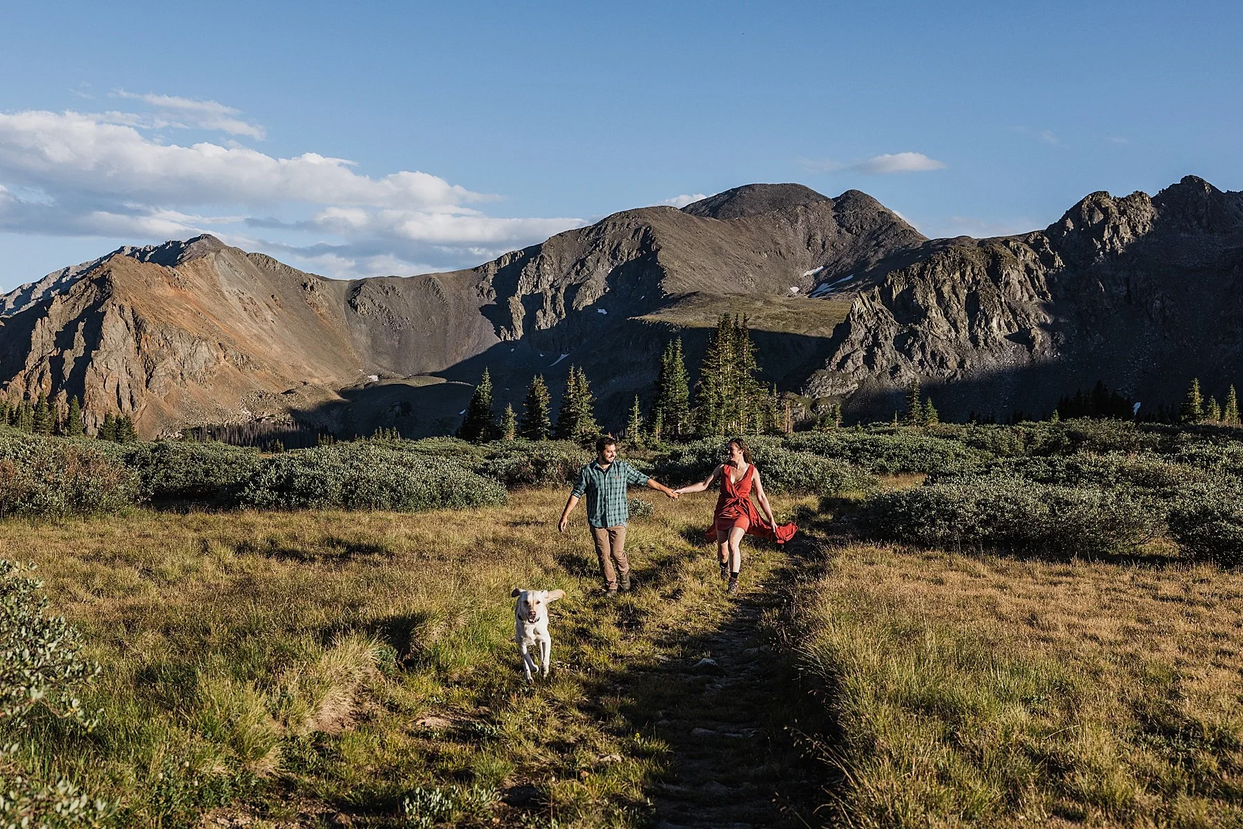 Colorado-Hiking-Engagement-Session-Photographer_0010.jpg