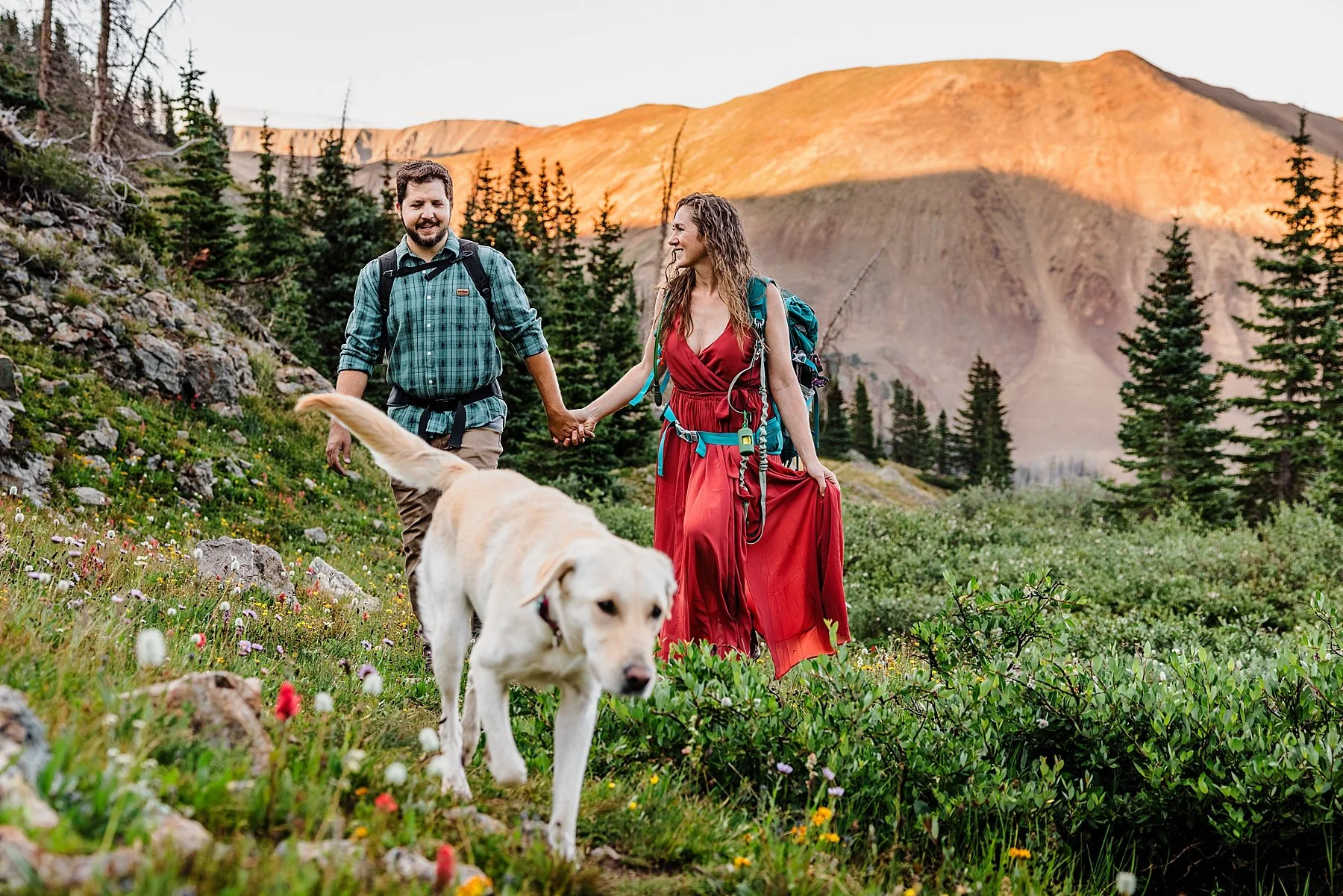 Colorado-Hiking-Engagement-Session-Photographer_0022.jpg