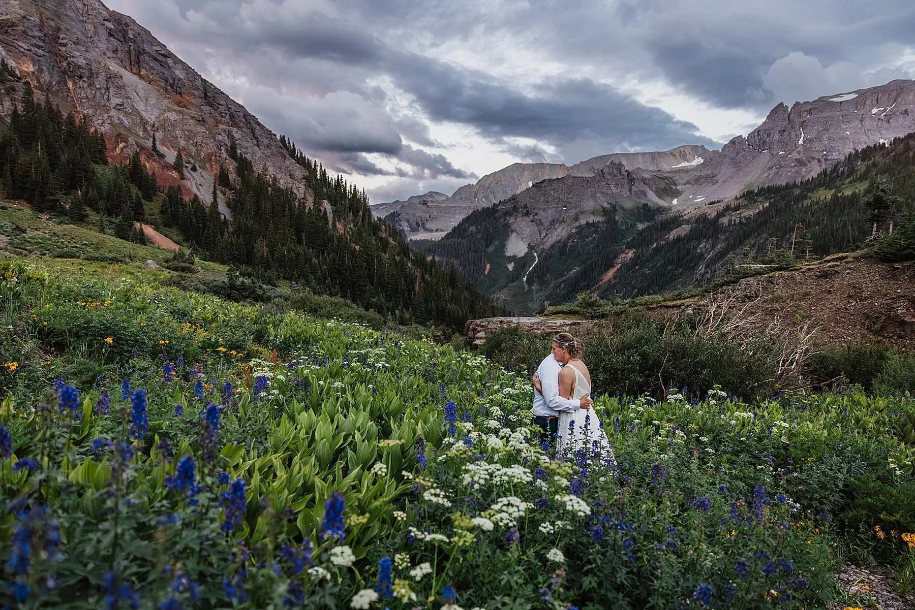 Summer-Elopement-in-Ouray-Colorado_0091.jpg