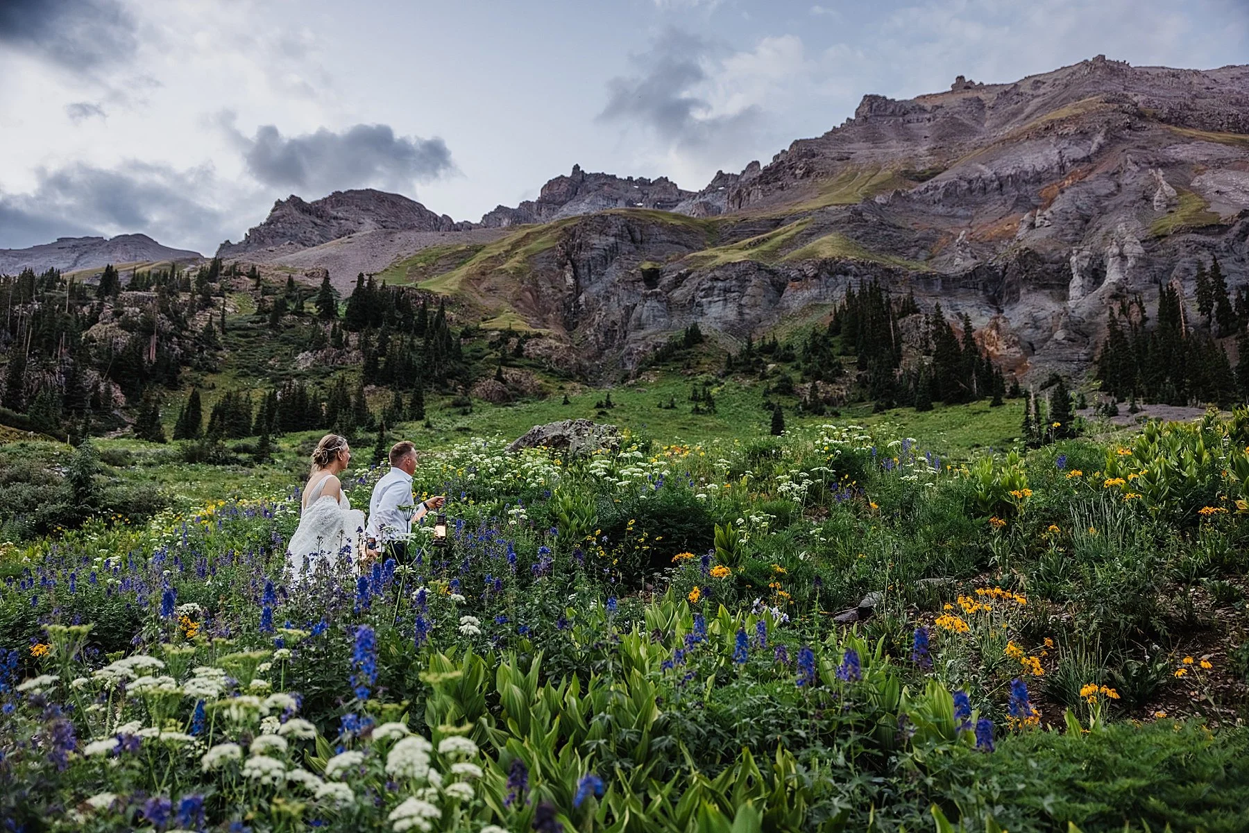 Summer-Elopement-in-Ouray-Colorado_0093.jpg