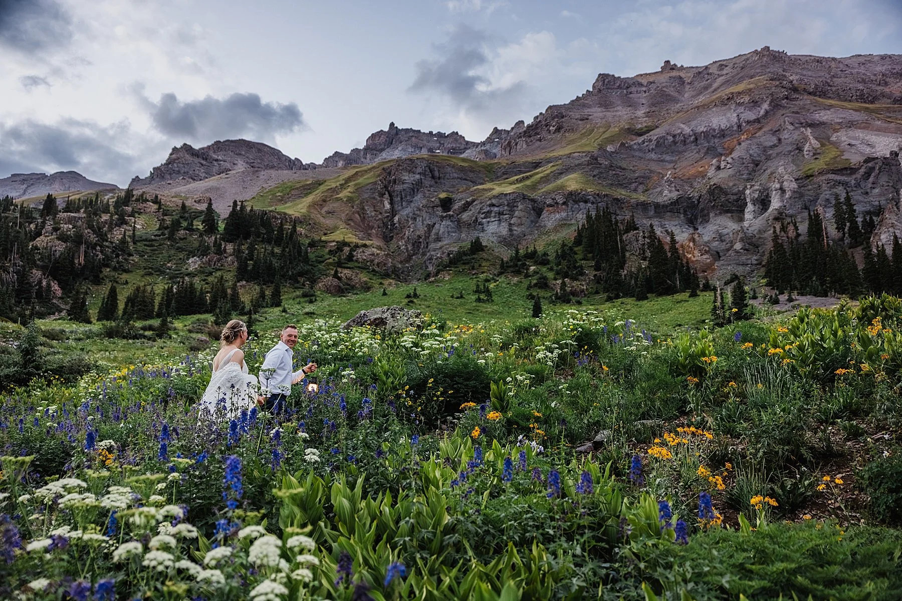 Summer-Elopement-in-Ouray-Colorado_0094.jpg