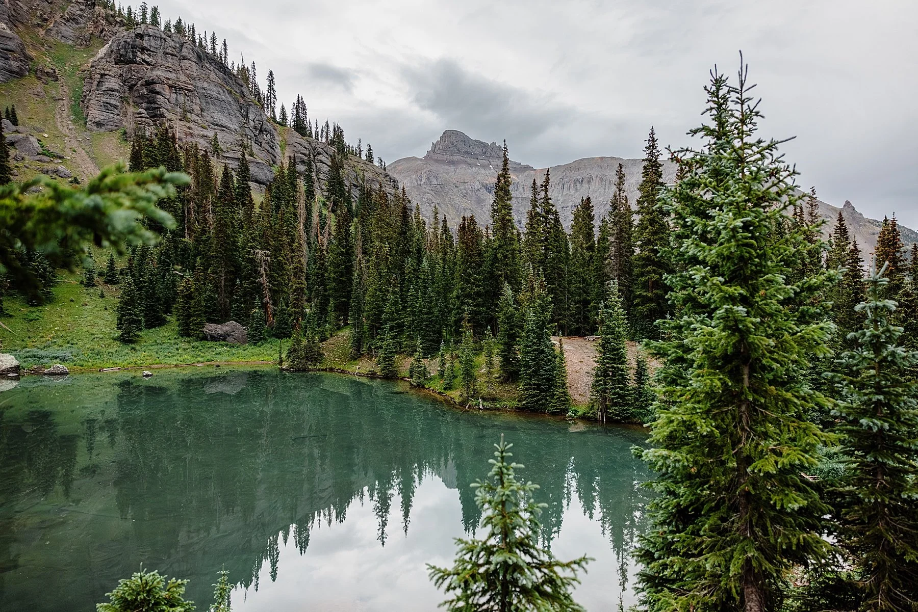 Summer-Elopement-in-Ouray-Colorado_0001.jpg