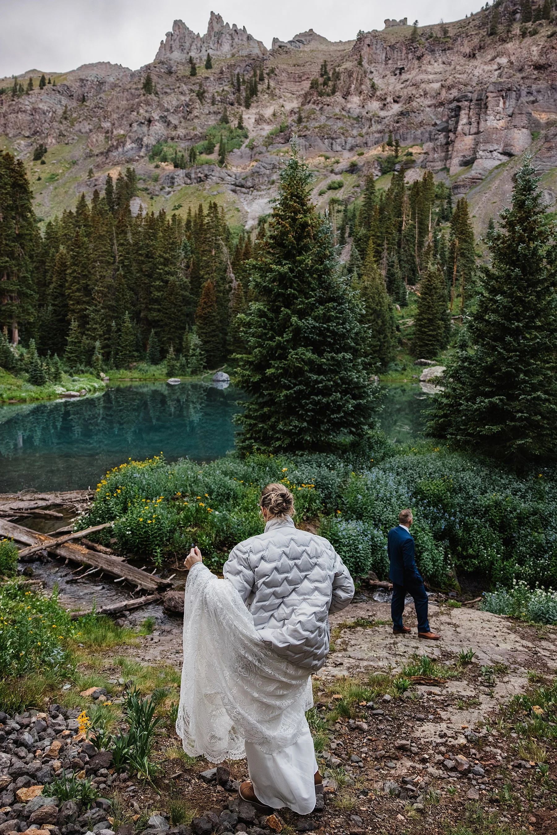 Summer-Elopement-in-Ouray-Colorado_0005.jpg