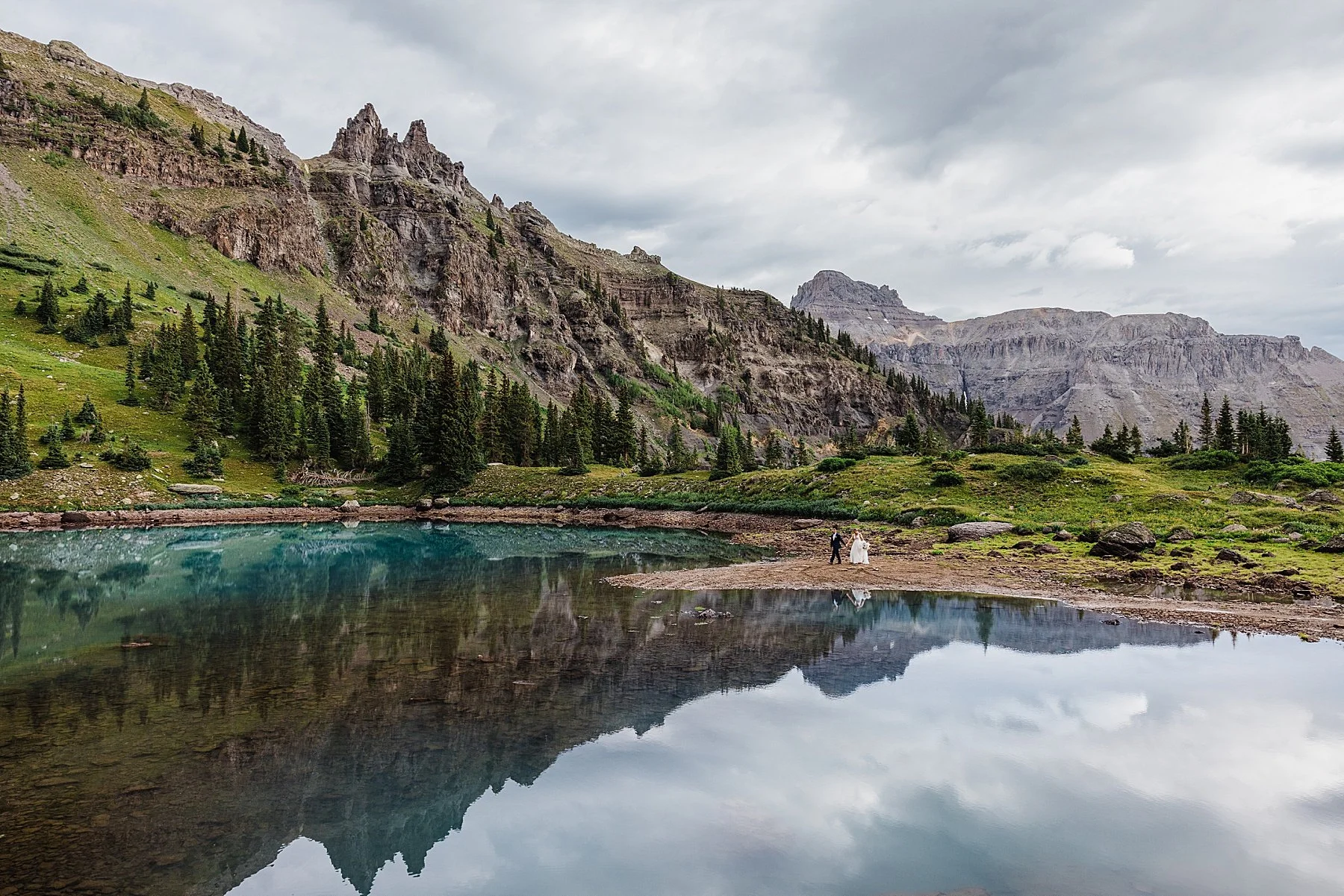 Summer-Elopement-in-Ouray-Colorado_0026.jpg