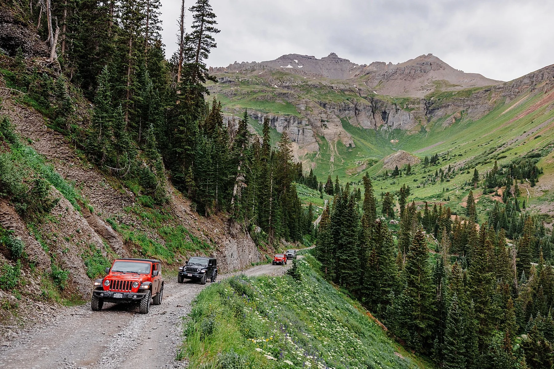 Summer-Elopement-in-Ouray-Colorado_0030.jpg