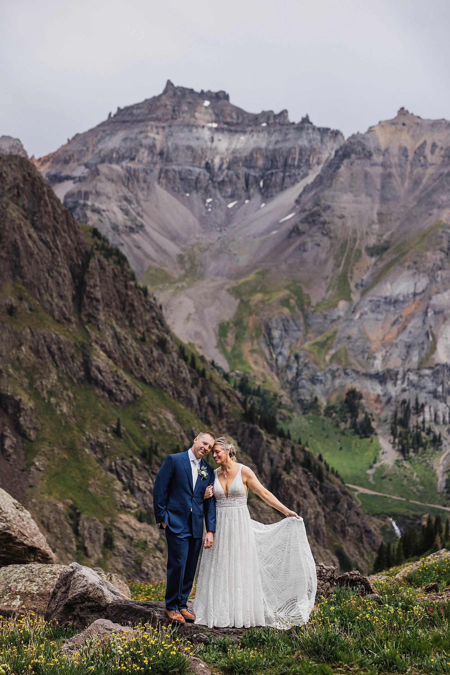 Summer-Elopement-in-Ouray-Colorado_0055.jpg