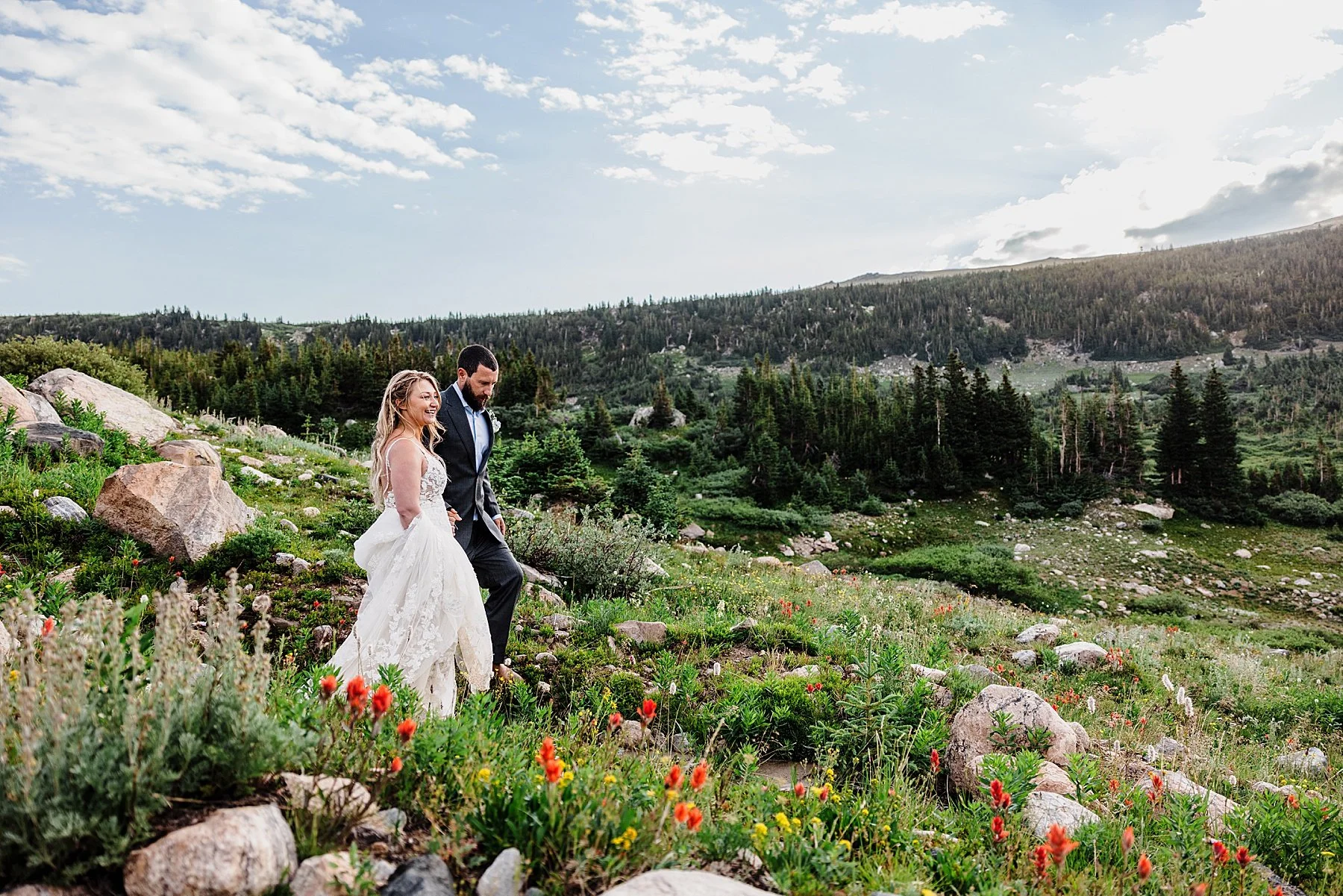 Summer-Elopement-in-Breckenridge-with-Dogs_0034.jpg