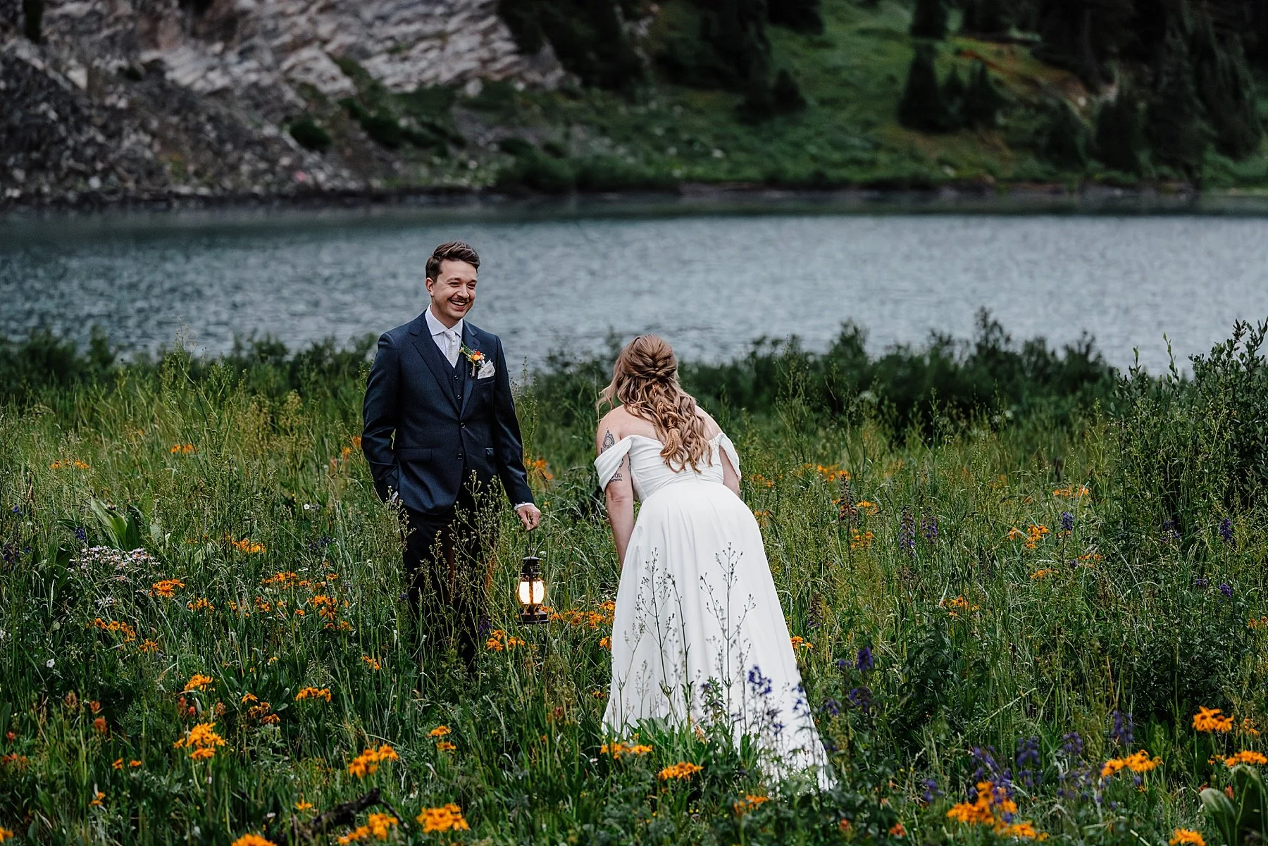 Crested-Butte-Elopement-with-Wildflowers-Colorado006.jpg