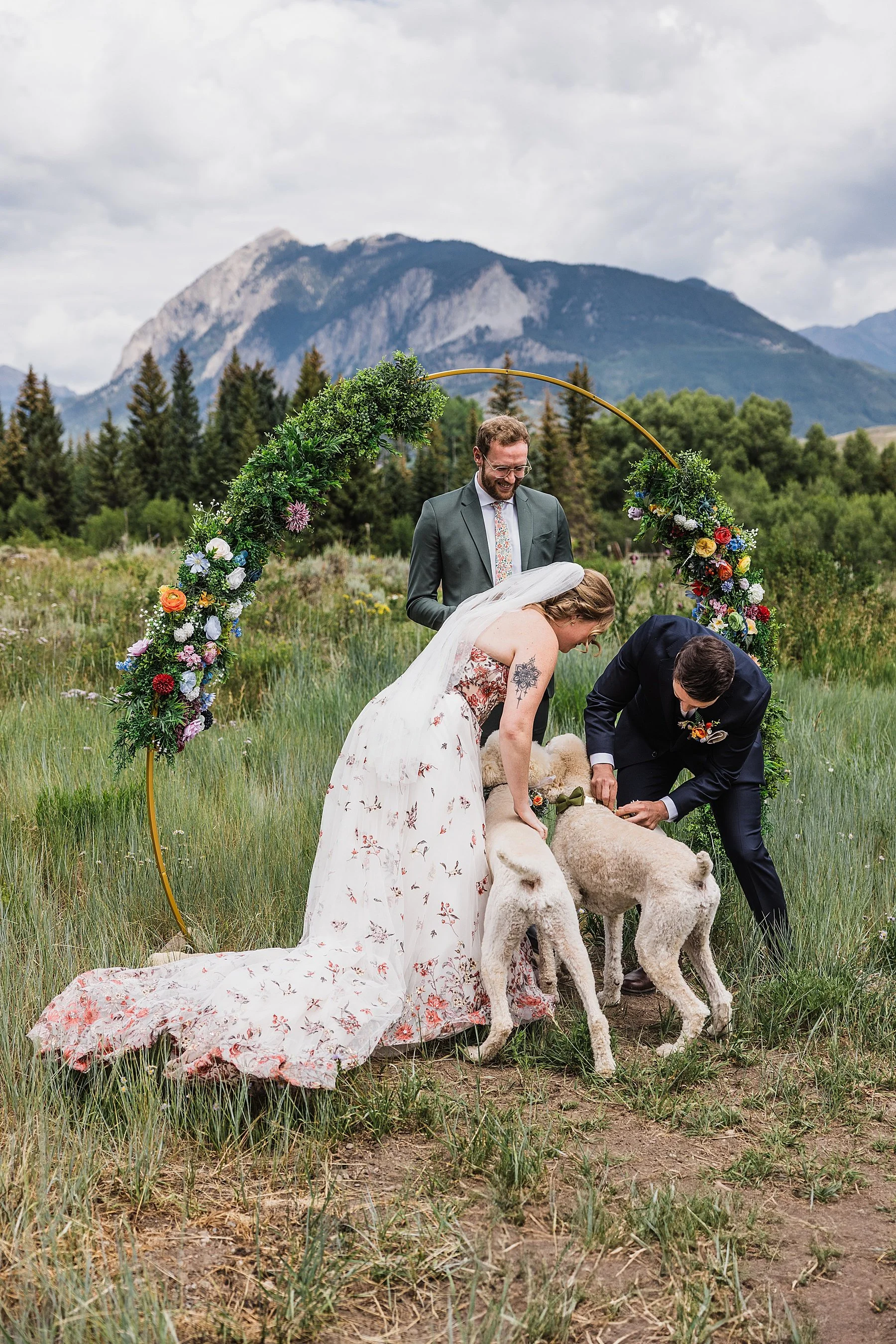 Crested-Butte-Elopement-with-Wildflowers-Colorado067.jpg