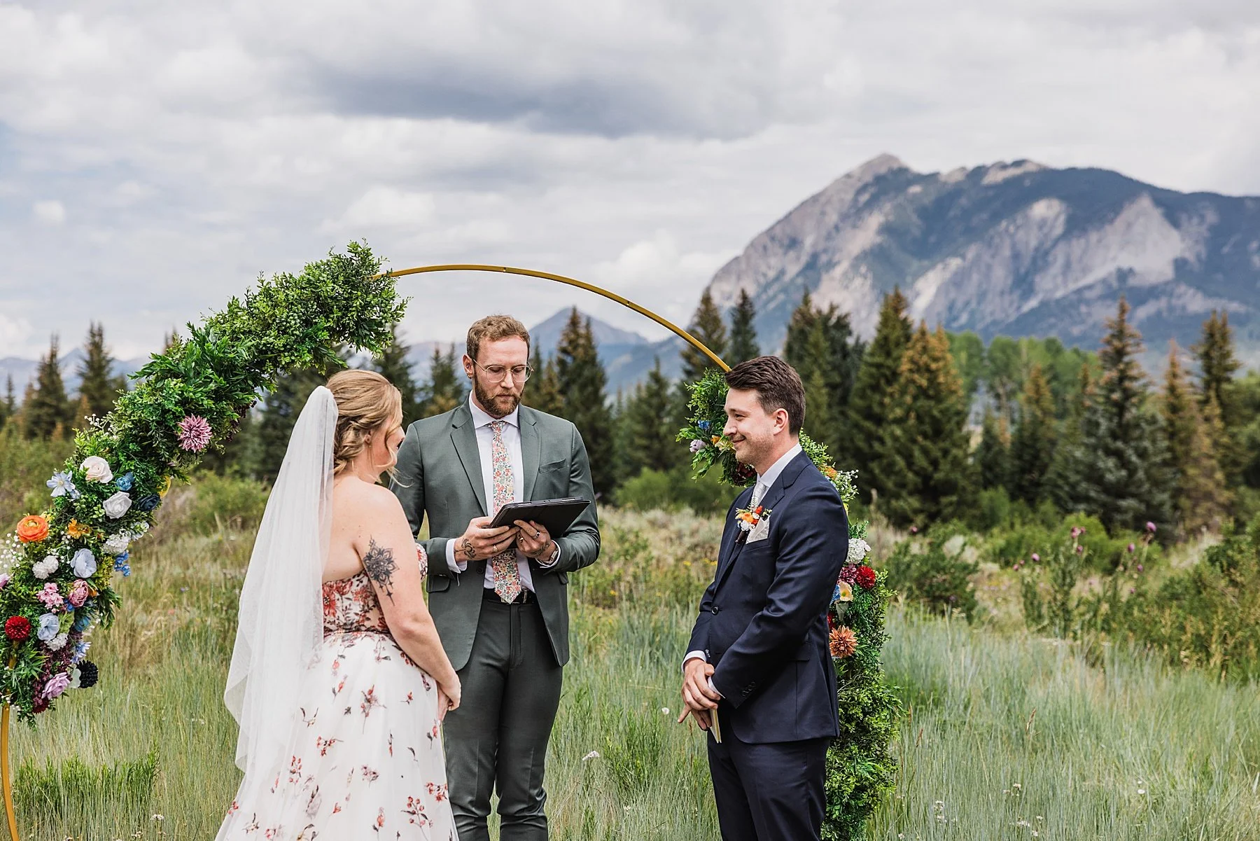 Crested-Butte-Elopement-with-Wildflowers-Colorado069.jpg