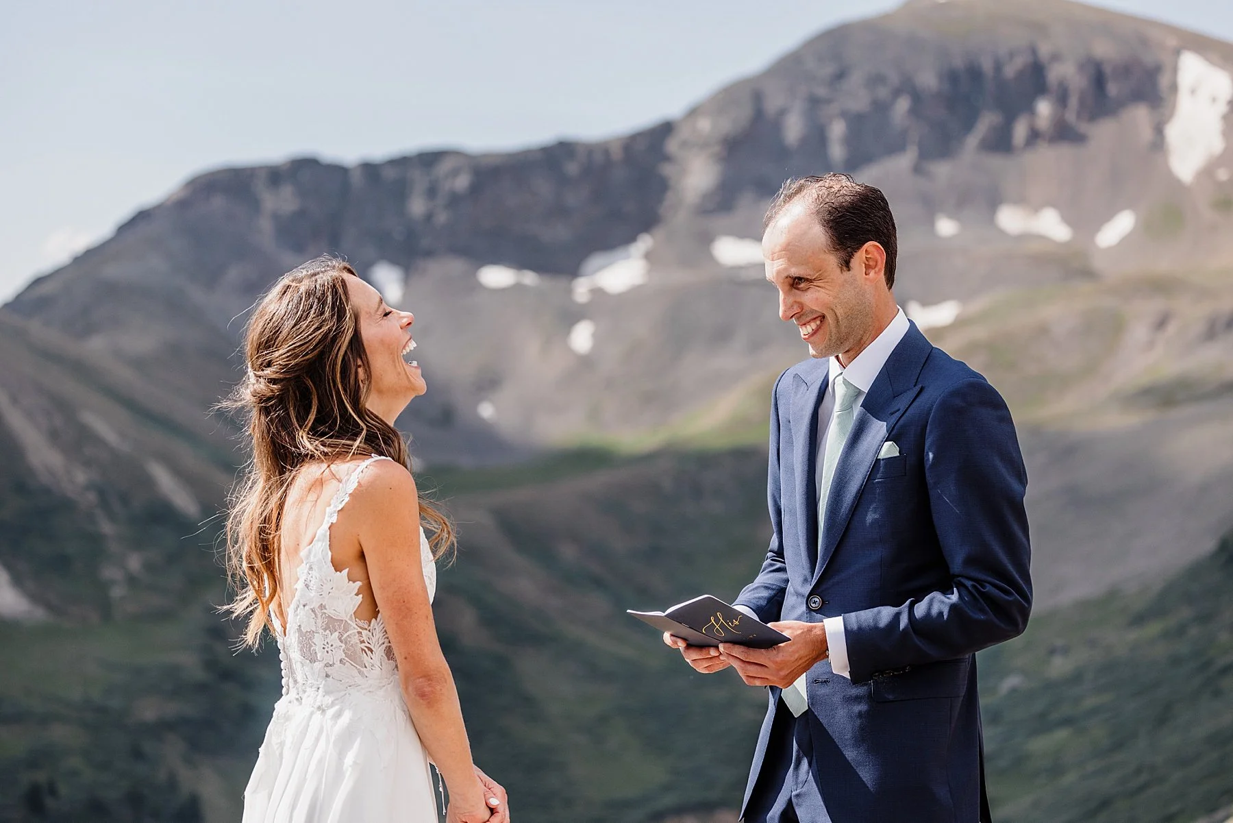 Summer-Hiking-Elopement-in-Aspen-Colorado_0028.jpg