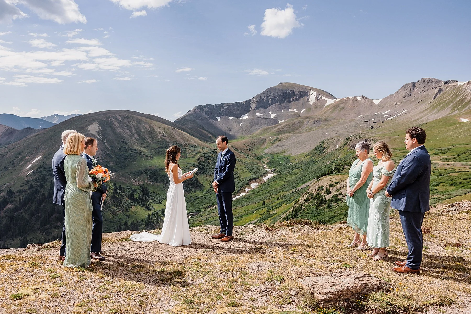 Summer-Hiking-Elopement-in-Aspen-Colorado_0030.jpg