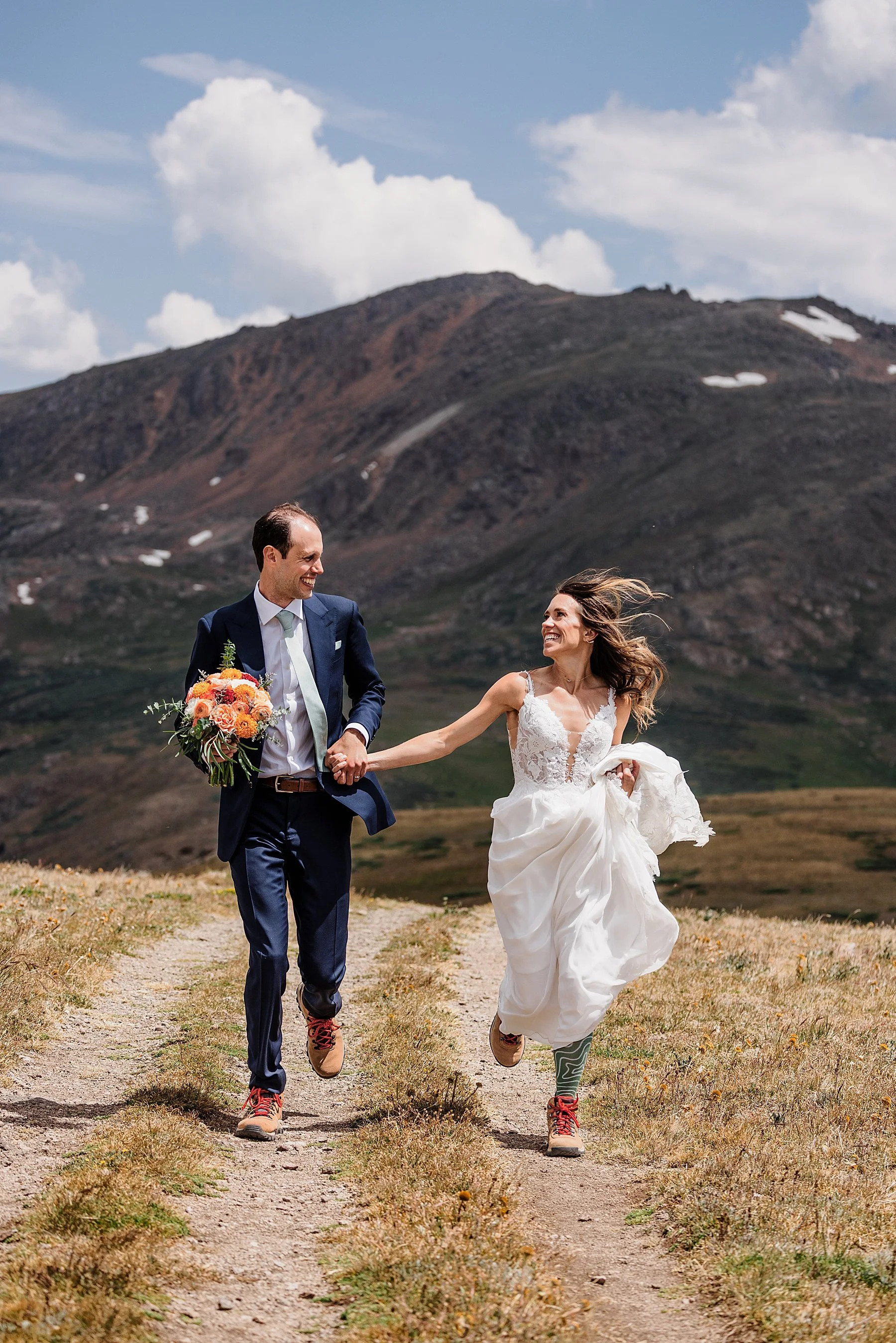 Summer-Hiking-Elopement-in-Aspen-Colorado_0051.jpg