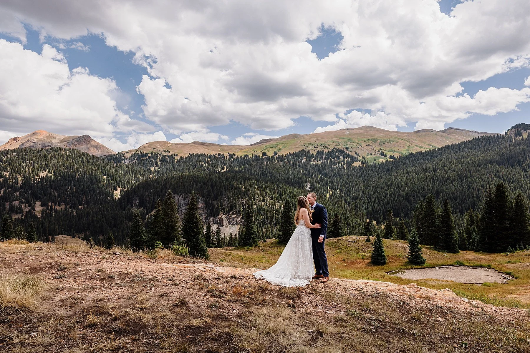 Ouray-Jeep-Elopement-in-August_0004.jpg