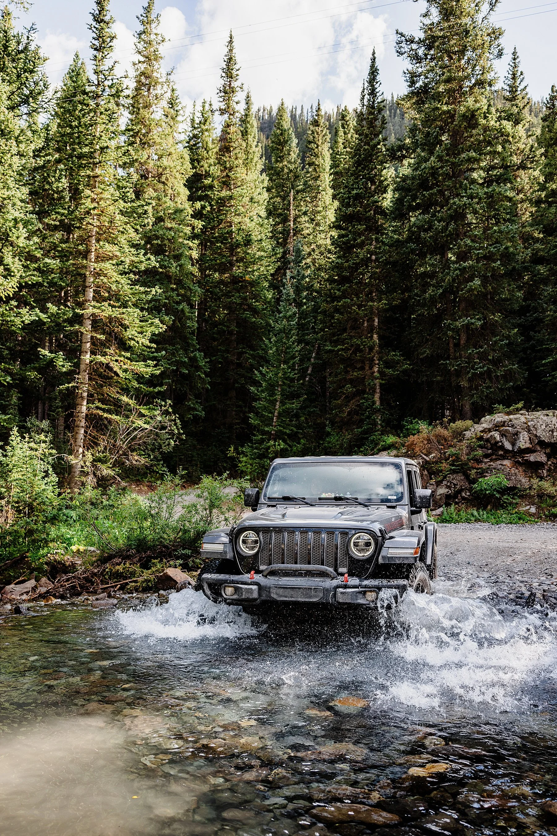 Ouray-Jeep-Elopement-in-August_0036.jpg