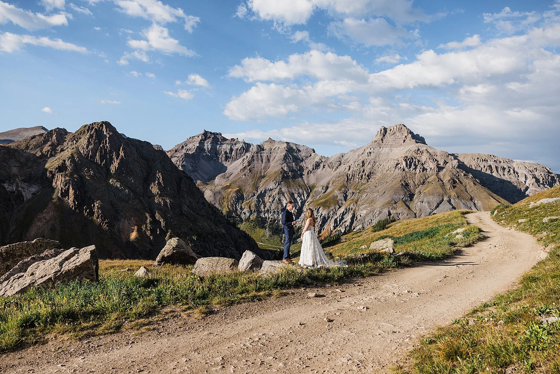Ouray-Jeep-Elopement-in-August_0039.jpg