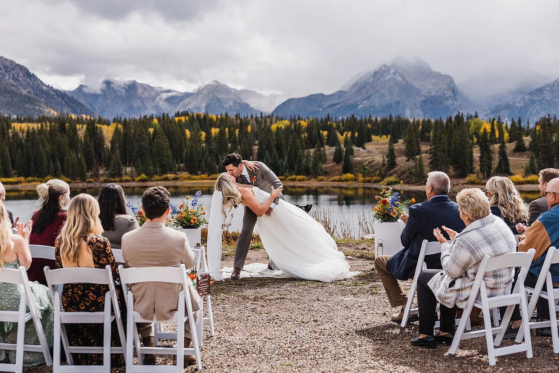 Small-Wedding-in-Ouray-Colorado-Mountains_0023.jpg