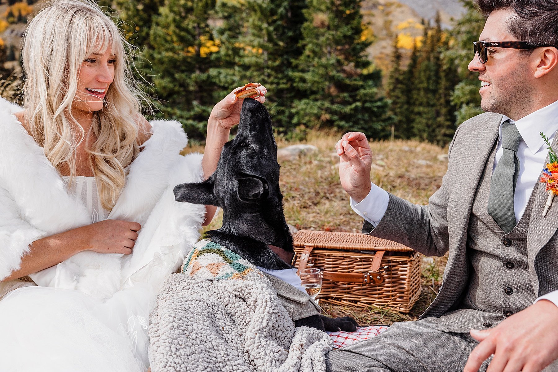 Small-Wedding-in-Ouray-Colorado-Mountains_0039.jpg