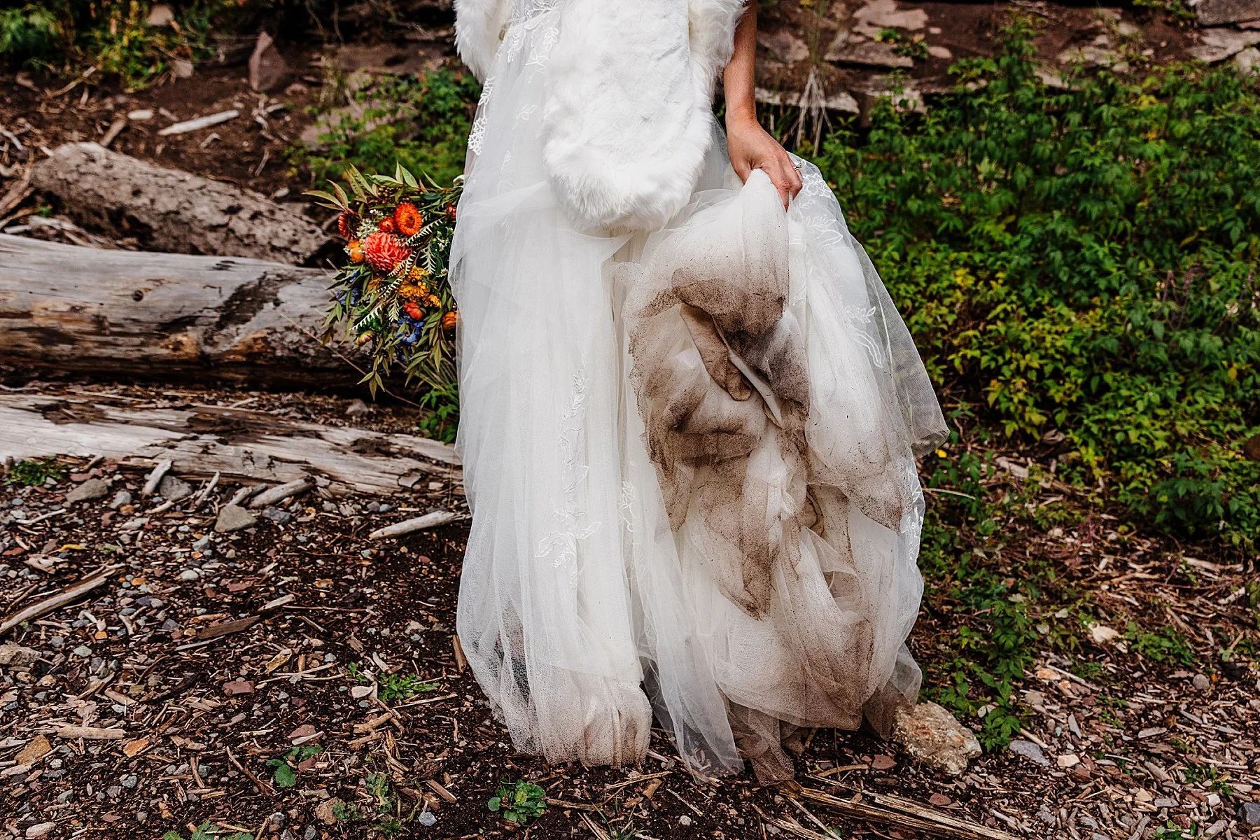 Small-Wedding-in-Ouray-Colorado-Mountains_0057.jpg