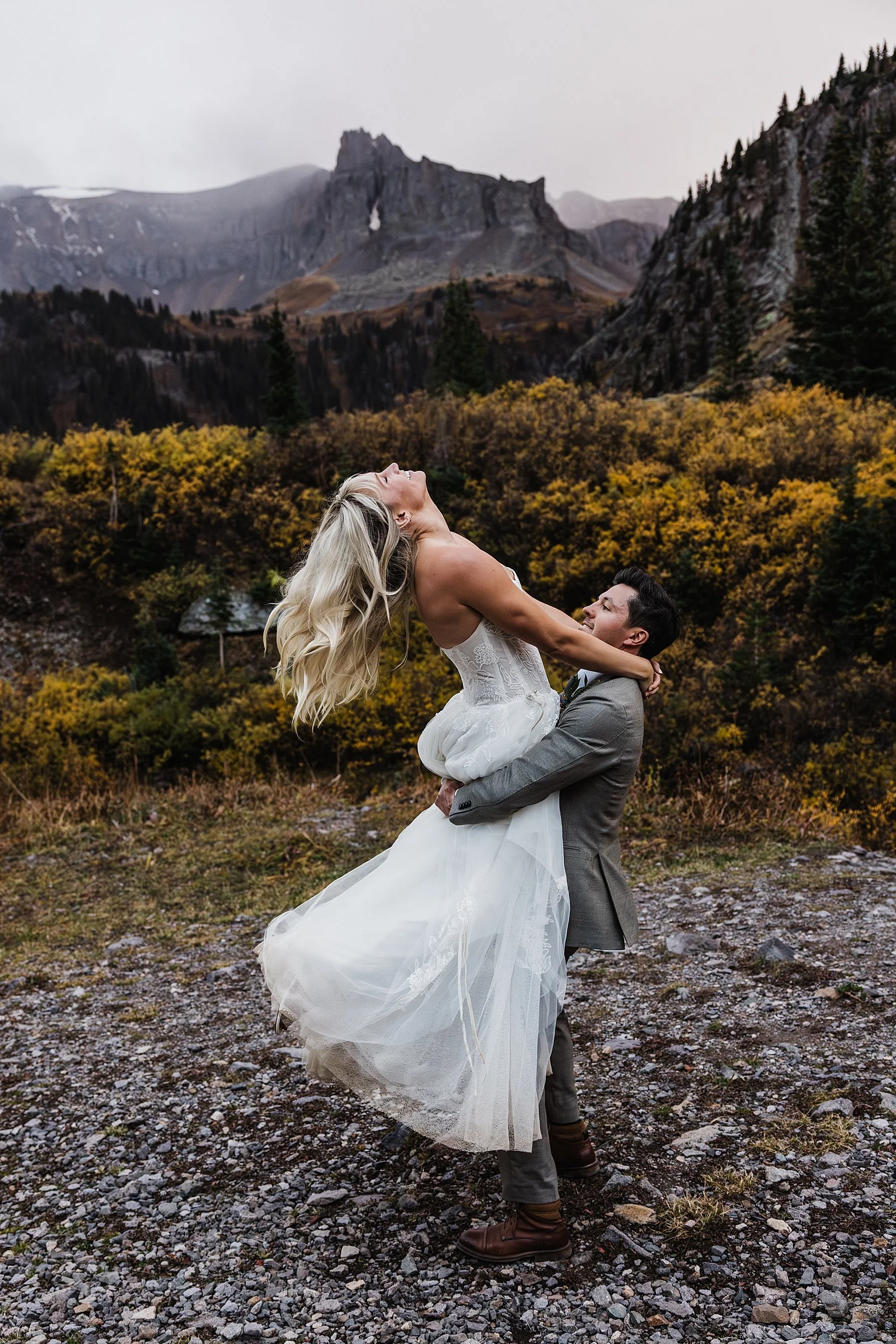 Small-Wedding-in-Ouray-Colorado-Mountains_0073.jpg