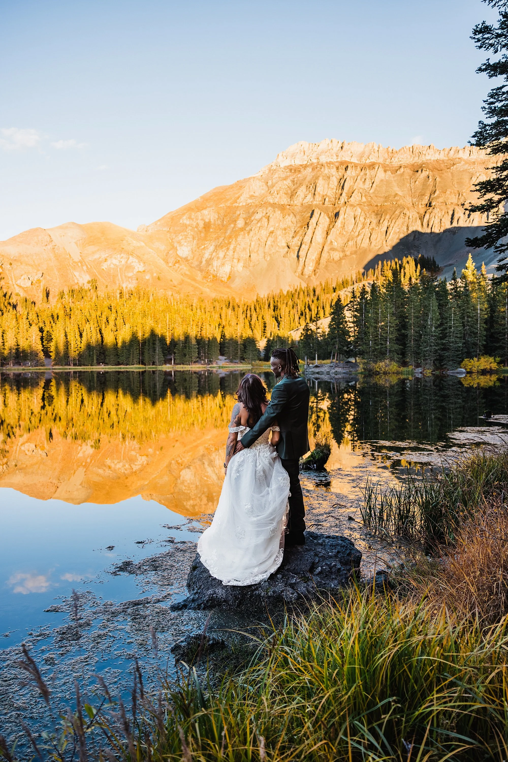 Sunset-Family-Elopement-in-Telluride-Colorado_0053.jpg