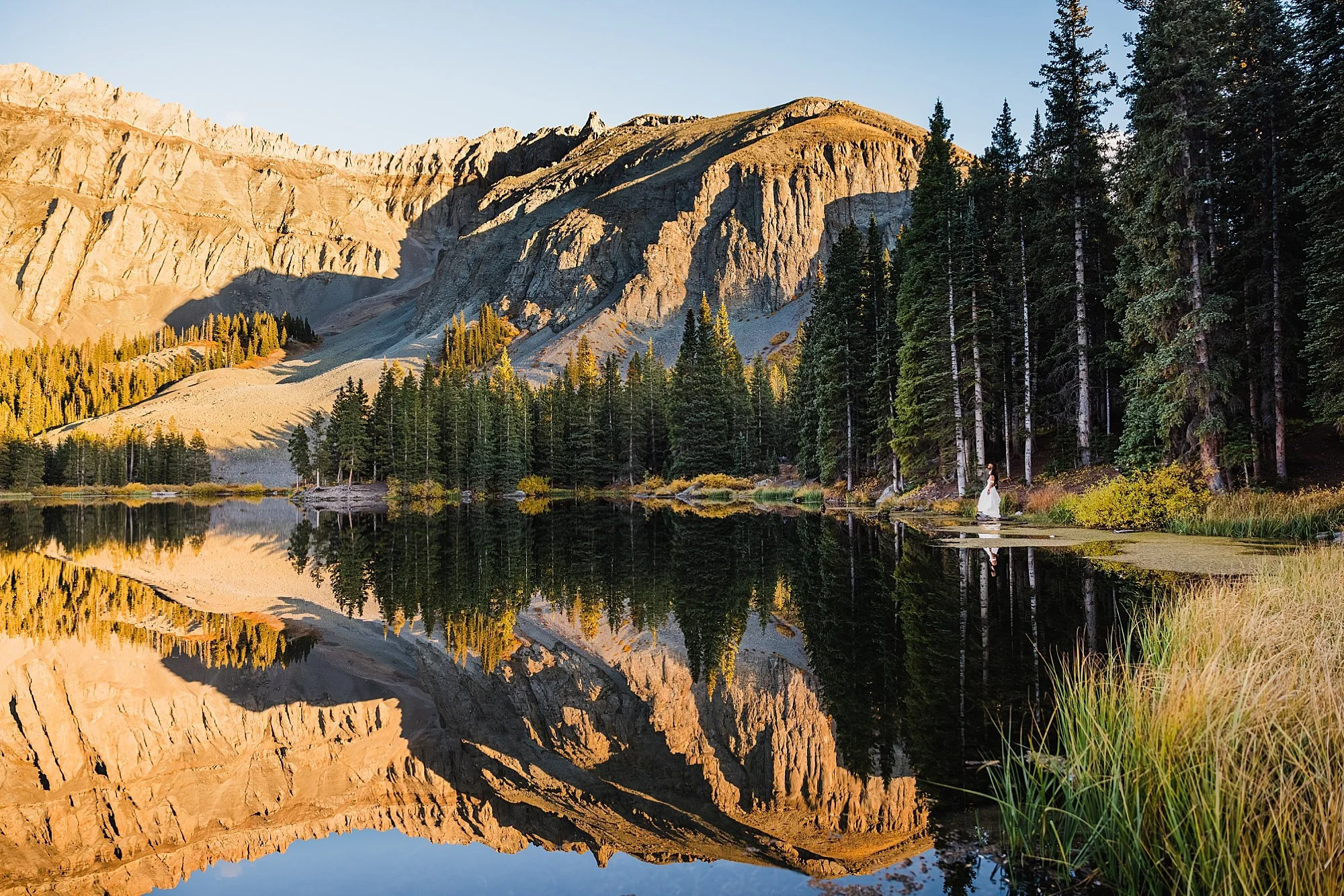 Sunset-Family-Elopement-in-Telluride-Colorado_0055.jpg