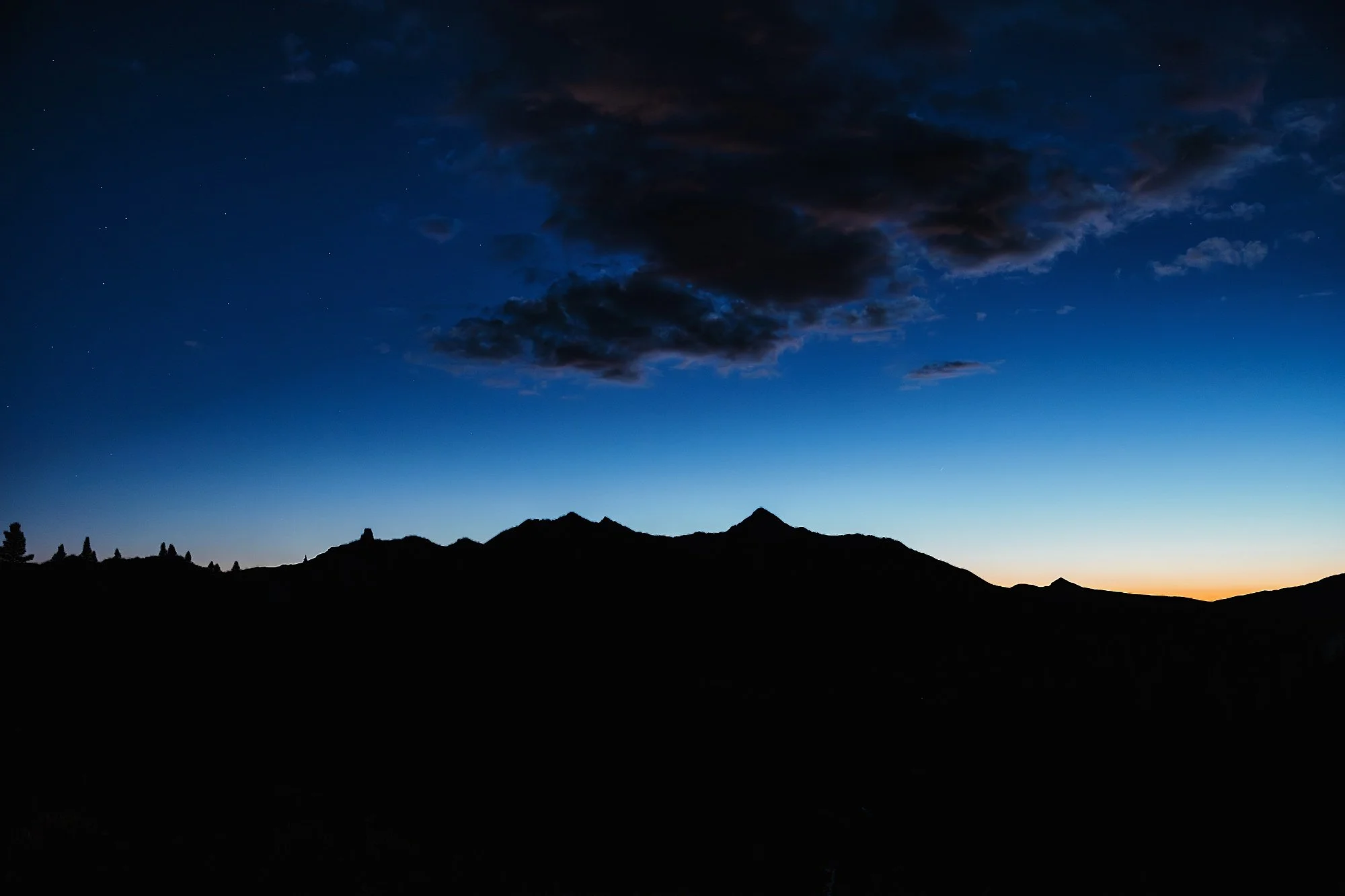 Sunset-Family-Elopement-in-Telluride-Colorado_0068.jpg