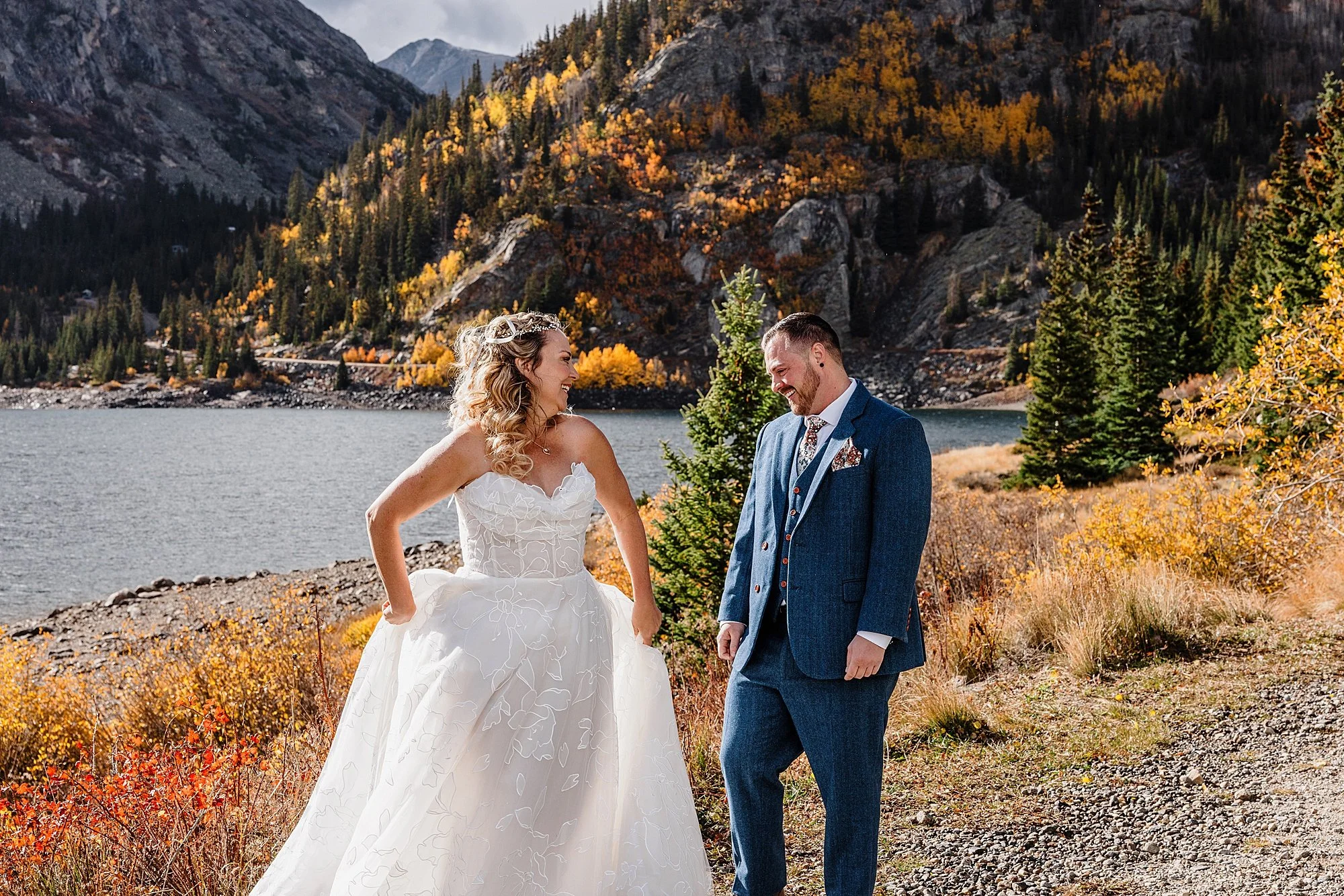 Snowy-October-Elopement-in-Breckenridge-Colorado_0006.jpg