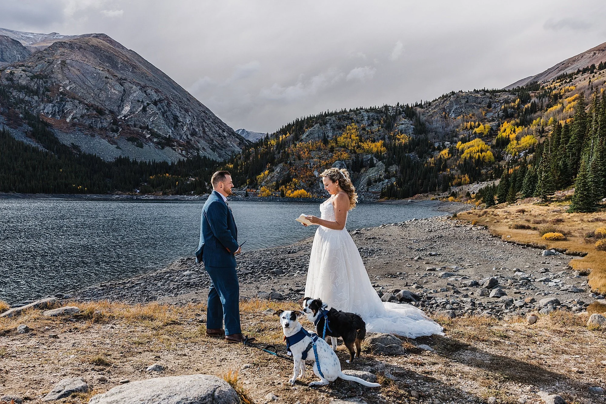 Snowy-October-Elopement-in-Breckenridge-Colorado_0008.jpg