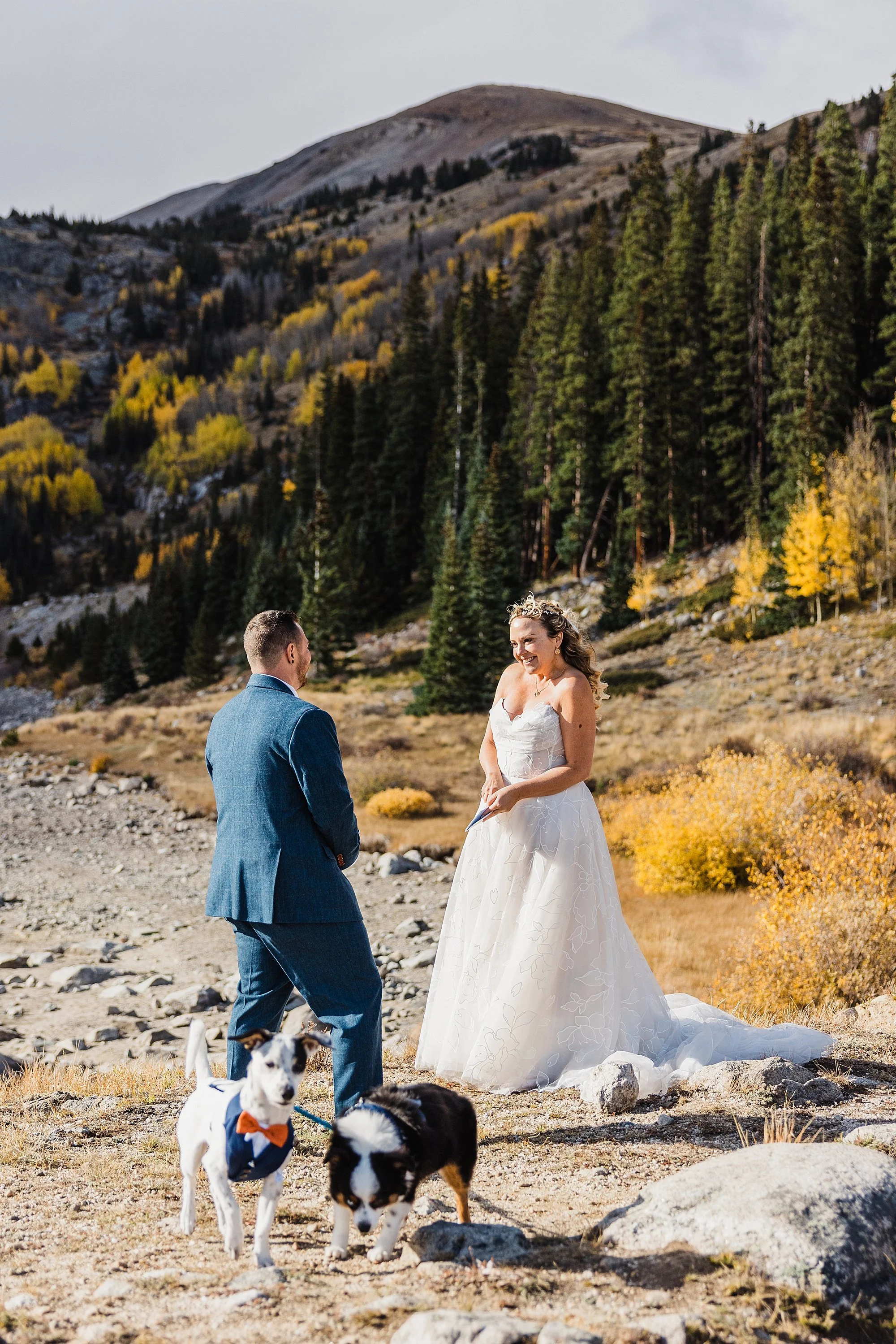 Snowy-October-Elopement-in-Breckenridge-Colorado_0012.jpg
