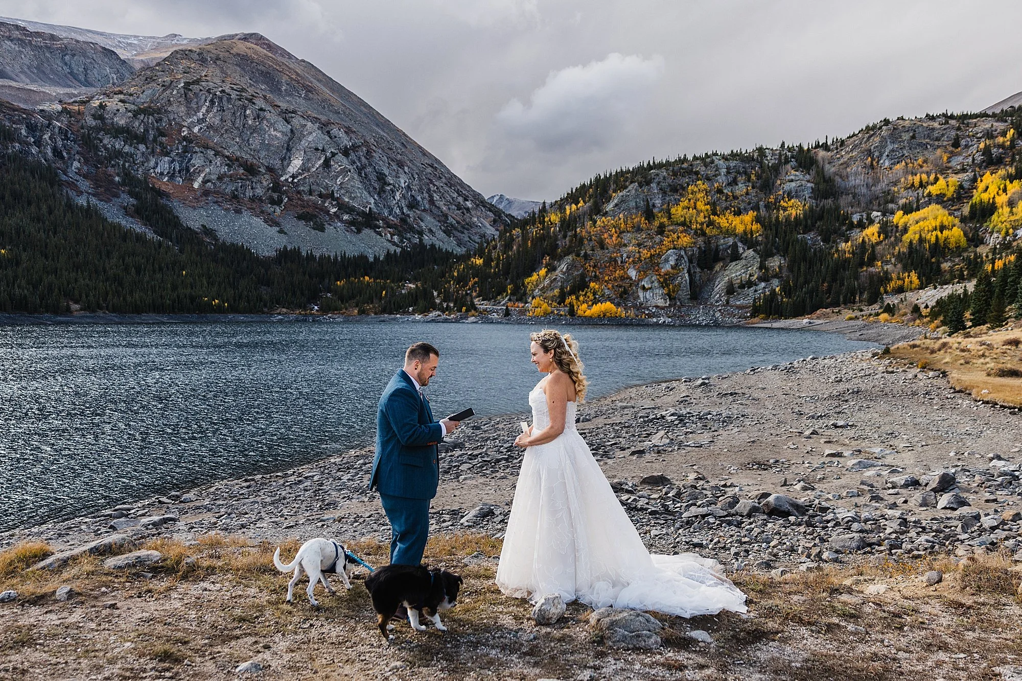 Snowy-October-Elopement-in-Breckenridge-Colorado_0015.jpg