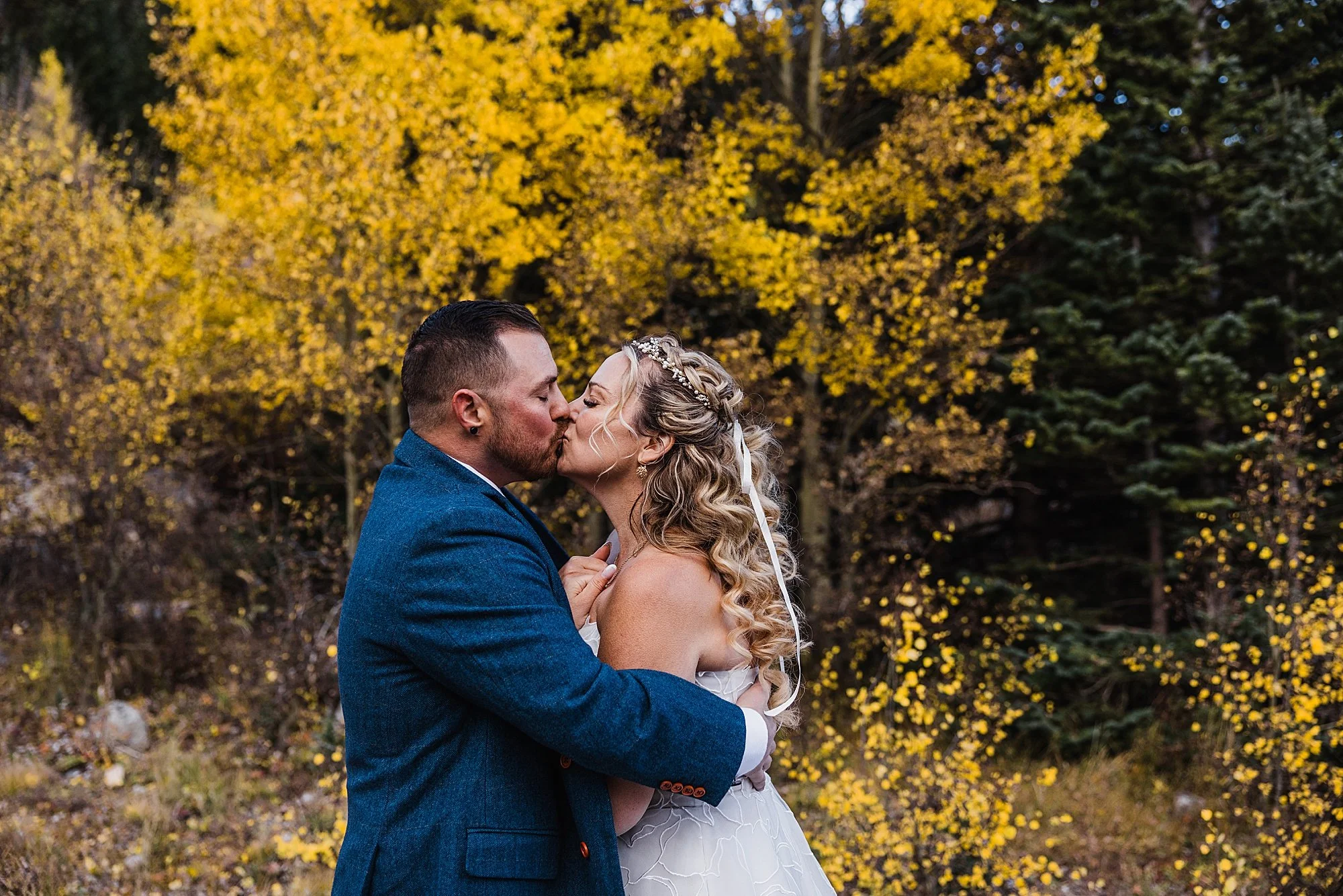 Snowy-October-Elopement-in-Breckenridge-Colorado_0024.jpg