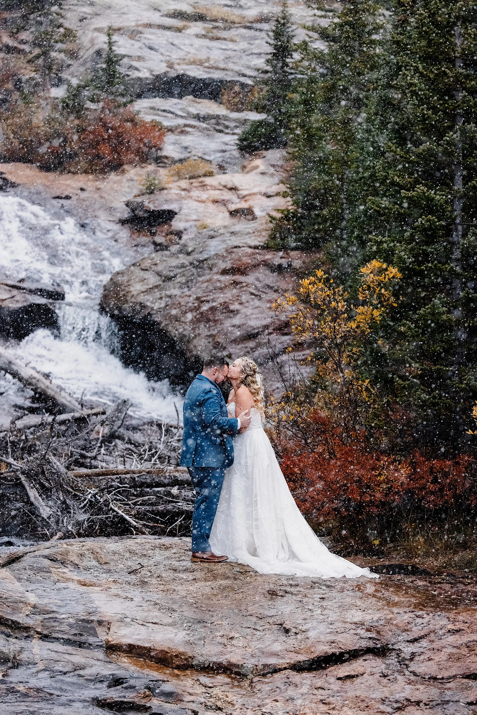 Snowy-October-Elopement-in-Breckenridge-Colorado_0038.jpg