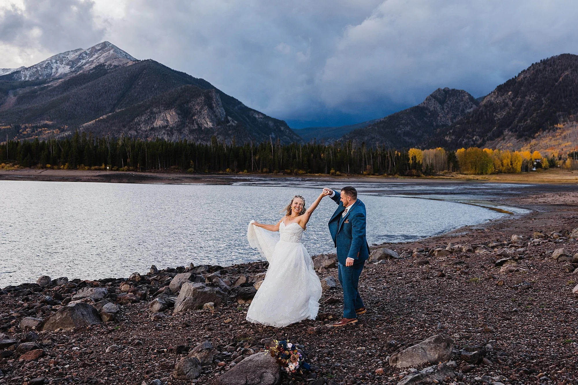 Snowy-October-Elopement-in-Breckenridge-Colorado_0048.jpg