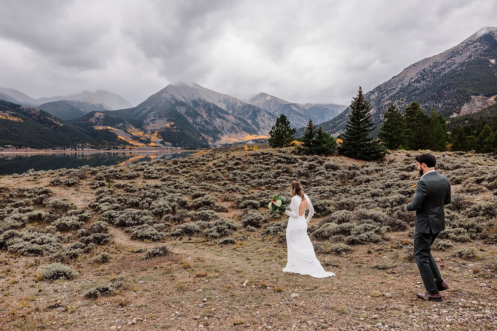 Fall-Color-Elopement-in-Buena-Vista-Colorado_0001.jpg