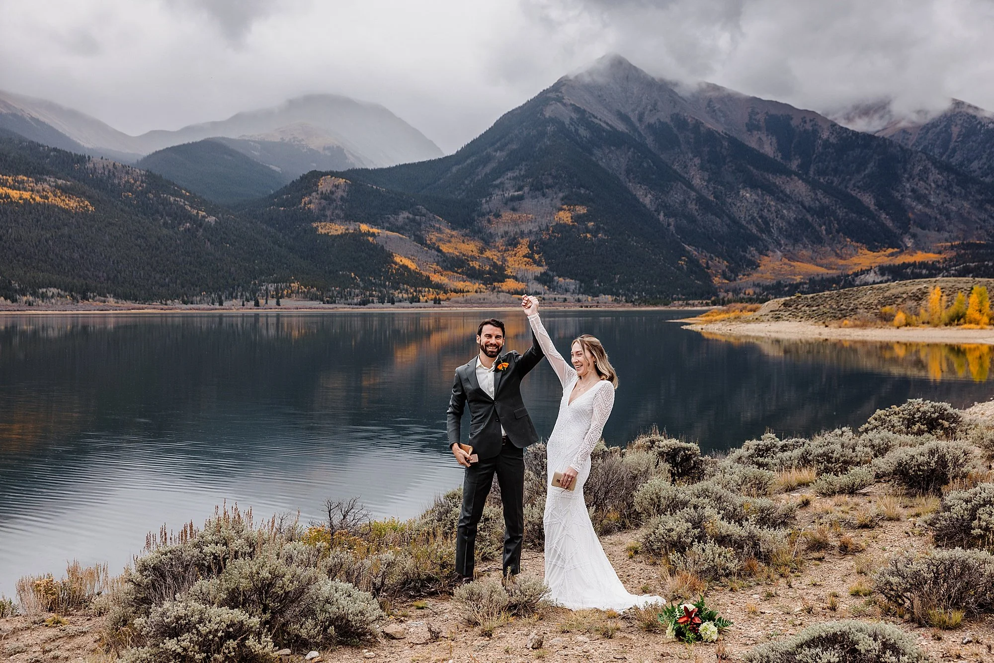 Fall-Color-Elopement-in-Buena-Vista-Colorado_0017.jpg