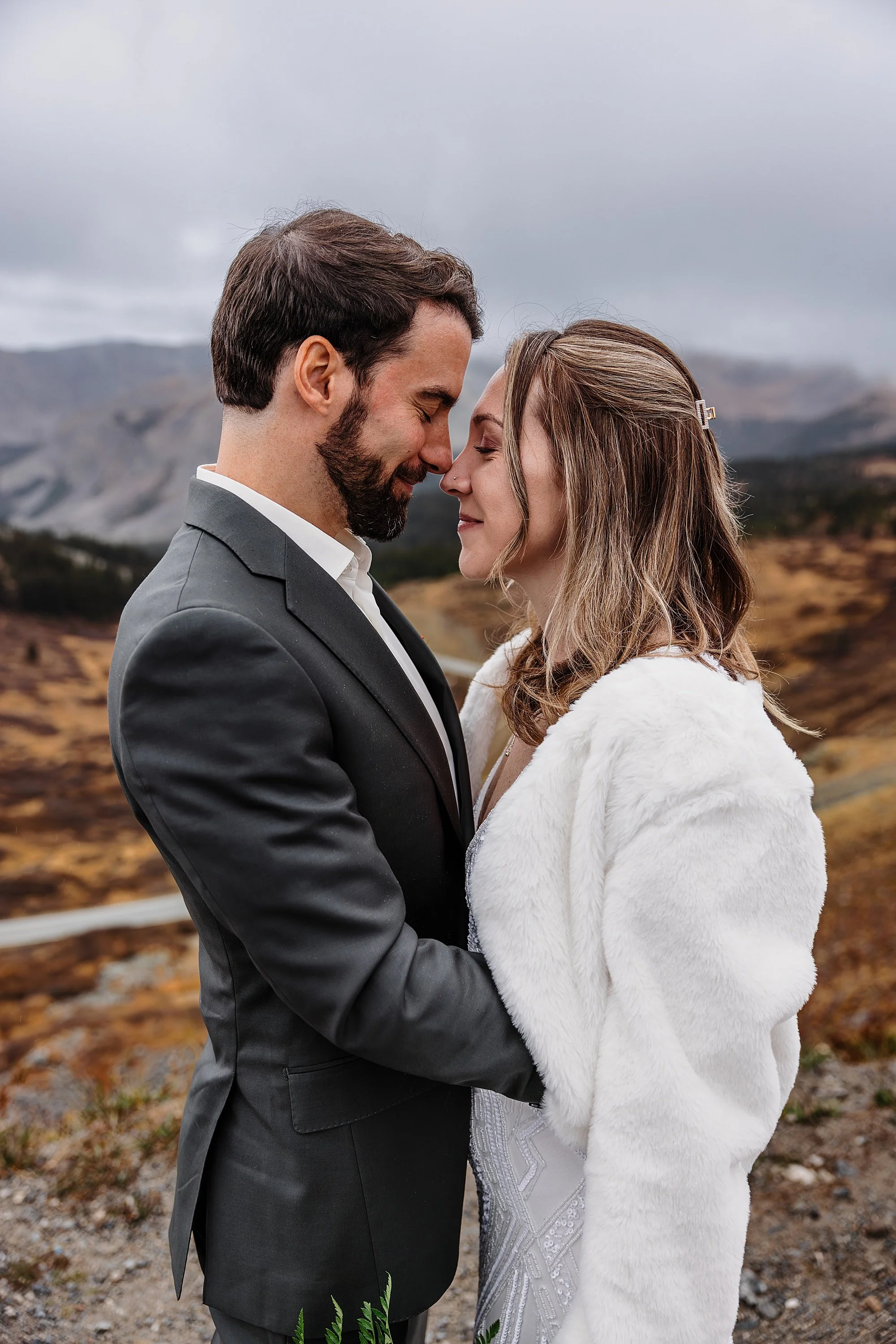 Fall-Color-Elopement-in-Buena-Vista-Colorado_0035.jpg