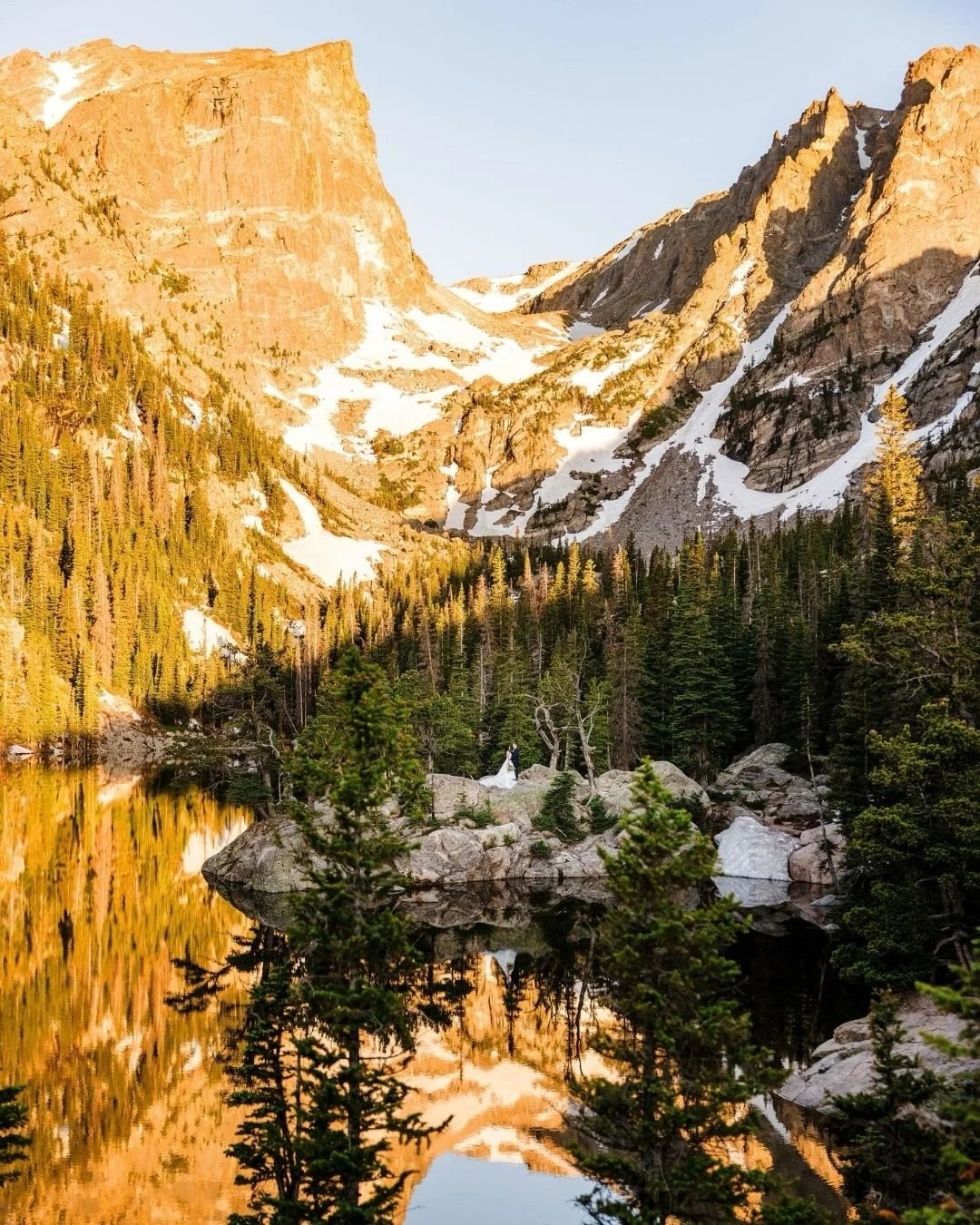 At the very beginning of the elopement planning process, we ask couples to make a list of the views that they most want to include in their elopement day. One of the most common answers is alpine lakes. And the exciting thing is that Colorado has so 