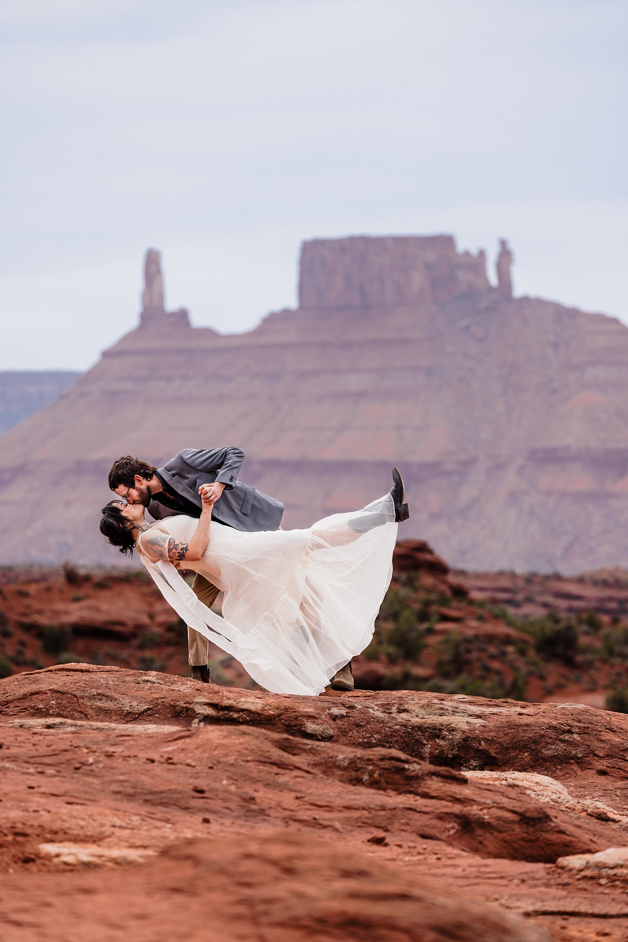 April-Moab-Elopement-Photographer_0024.jpg