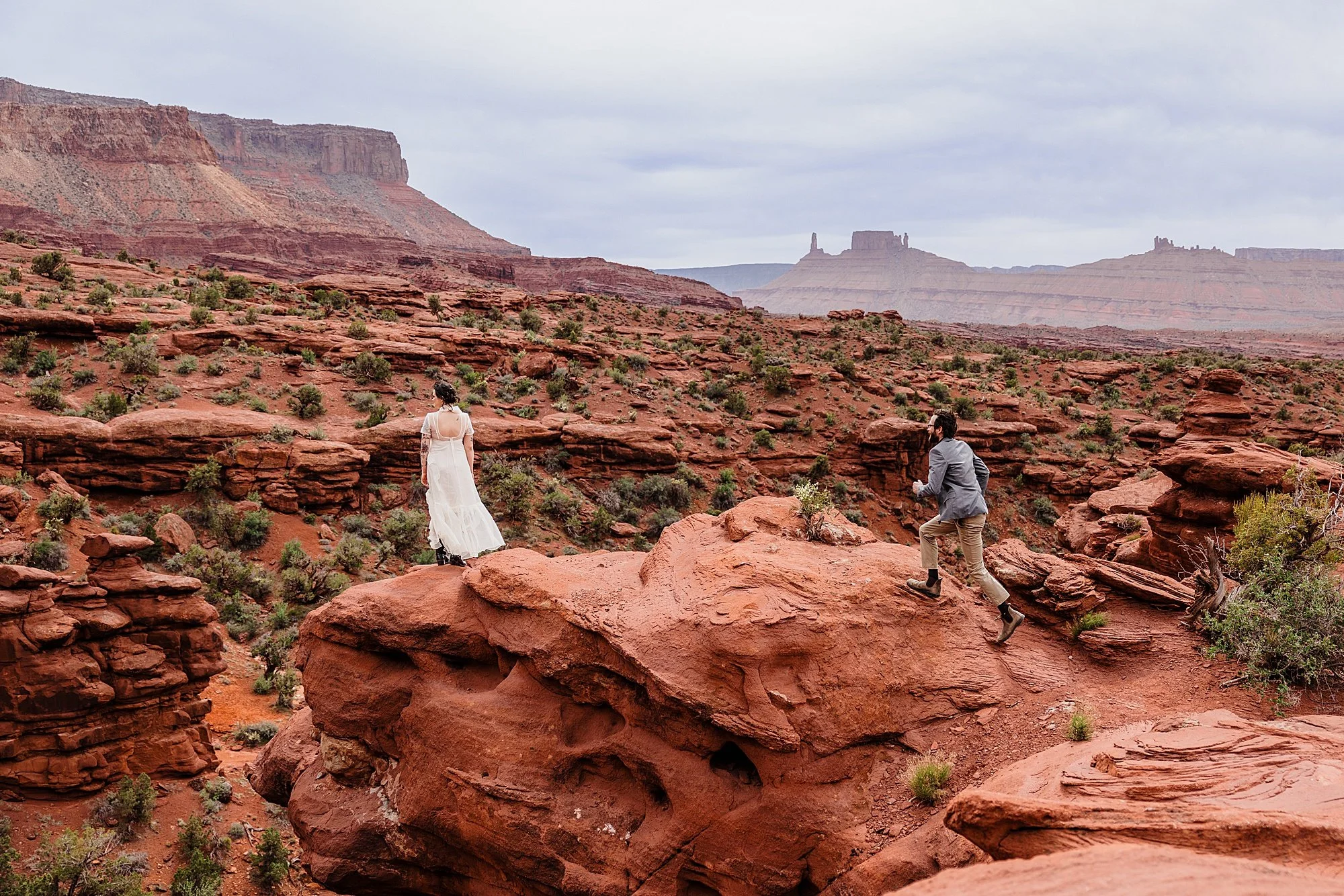 April-Moab-Elopement-Photographer_0032.jpg