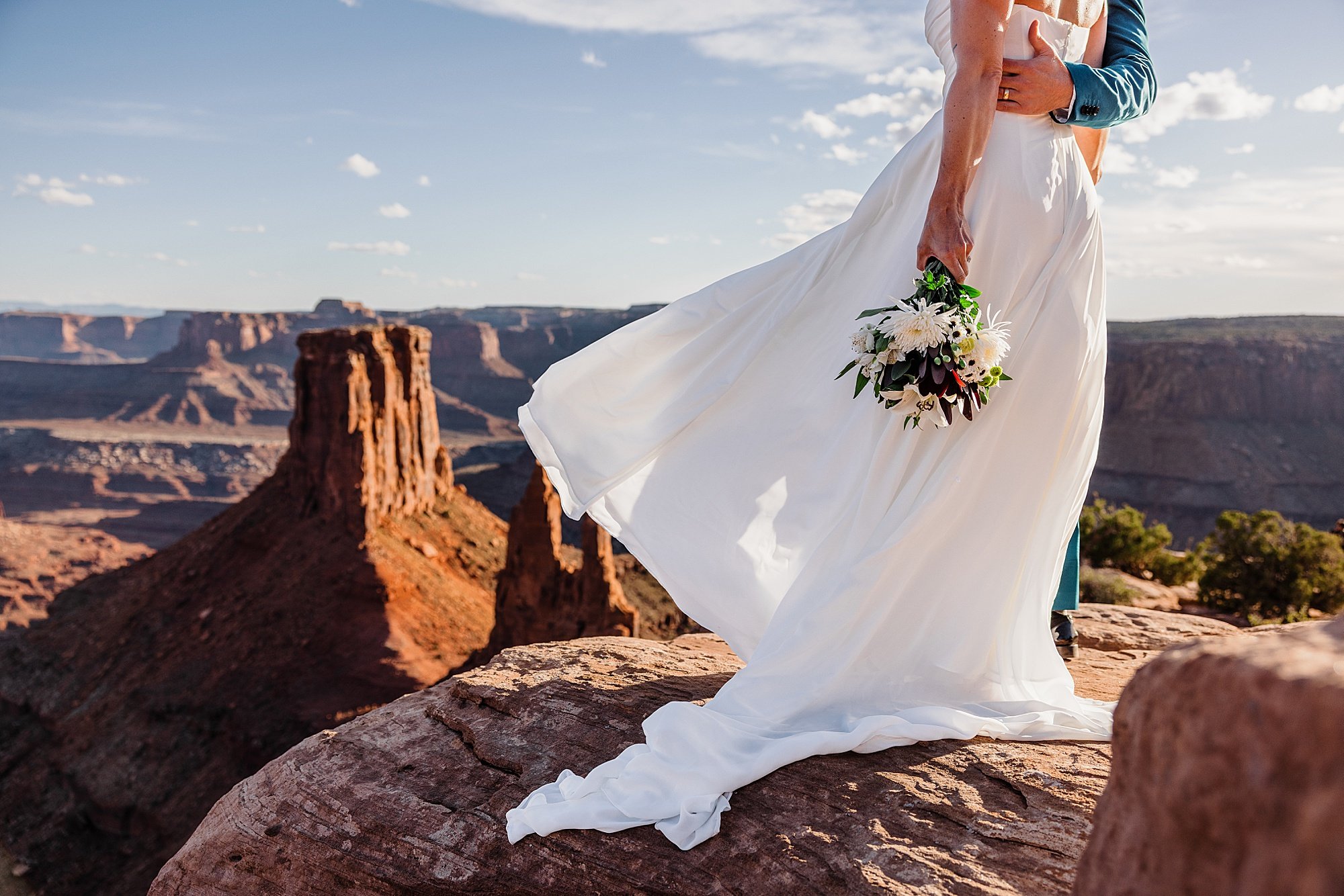 April-Moab-Elopement-Photographer_0057.jpg