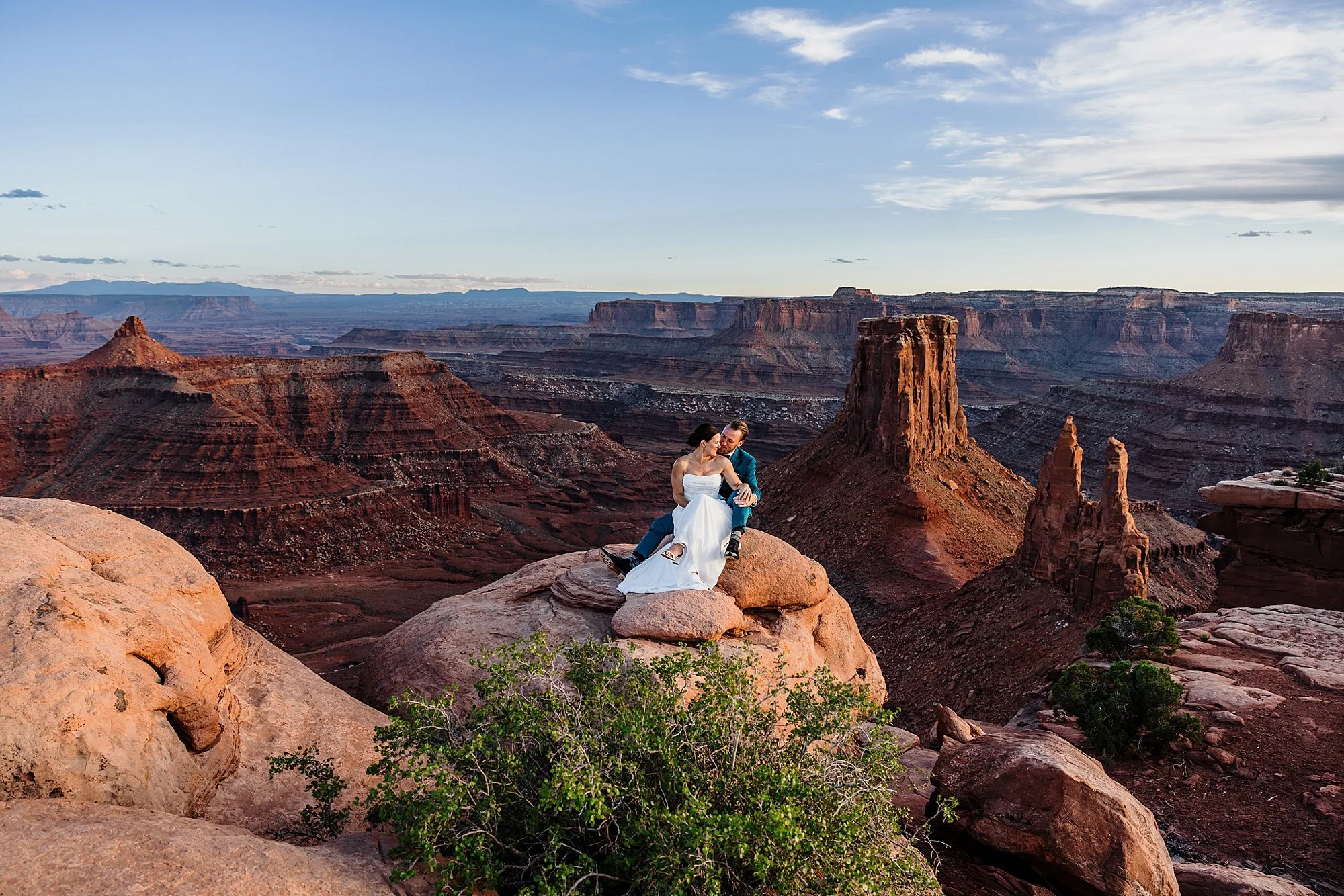 April-Moab-Elopement-Photographer_0075.jpg