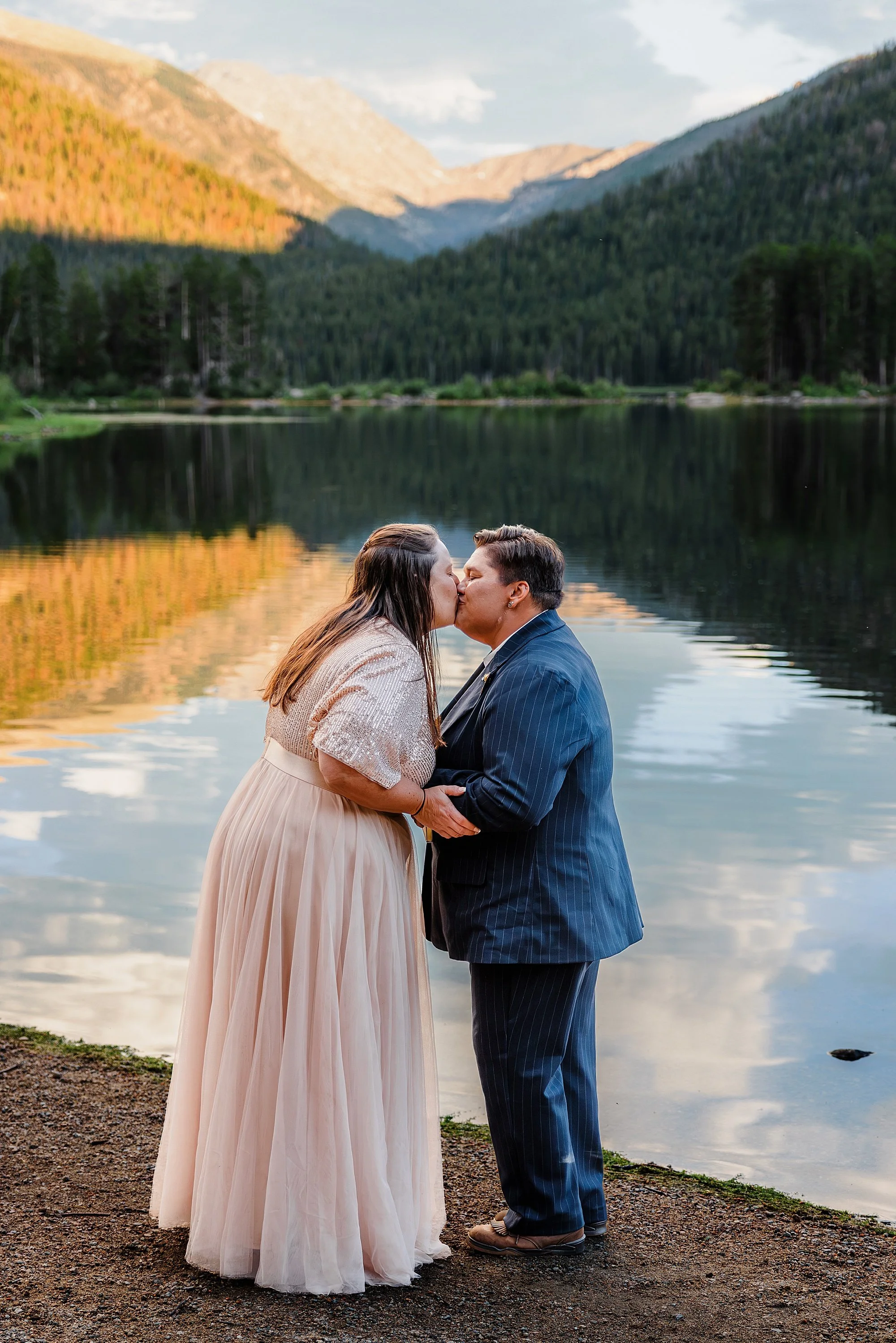 LGBTQ-Elopement-in-Grand-Lake-Colorado_0042.jpg