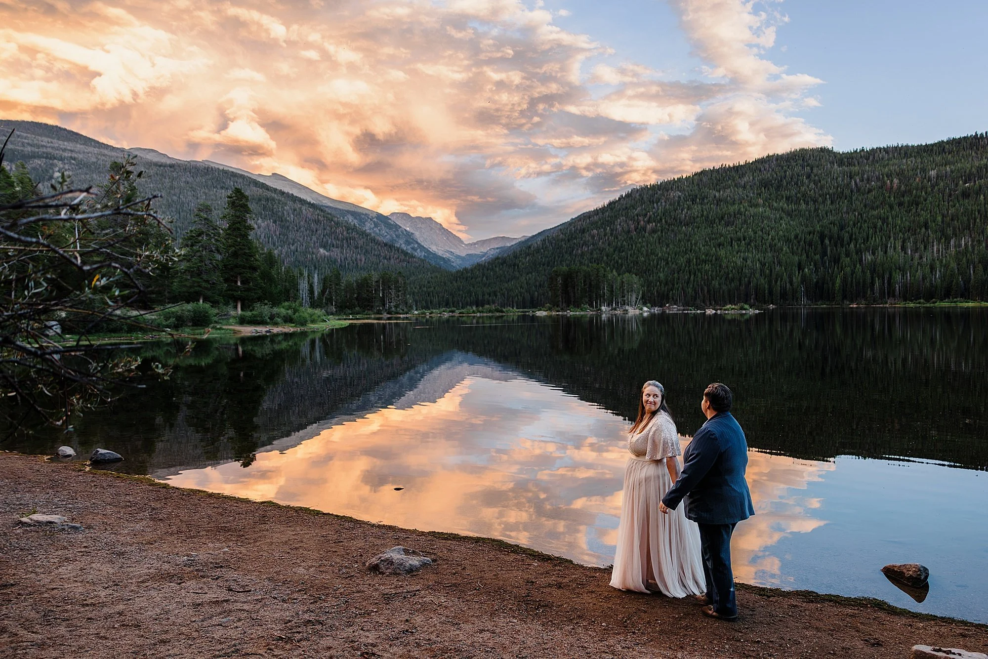 LGBTQ-Elopement-in-Grand-Lake-Colorado_0049.jpg