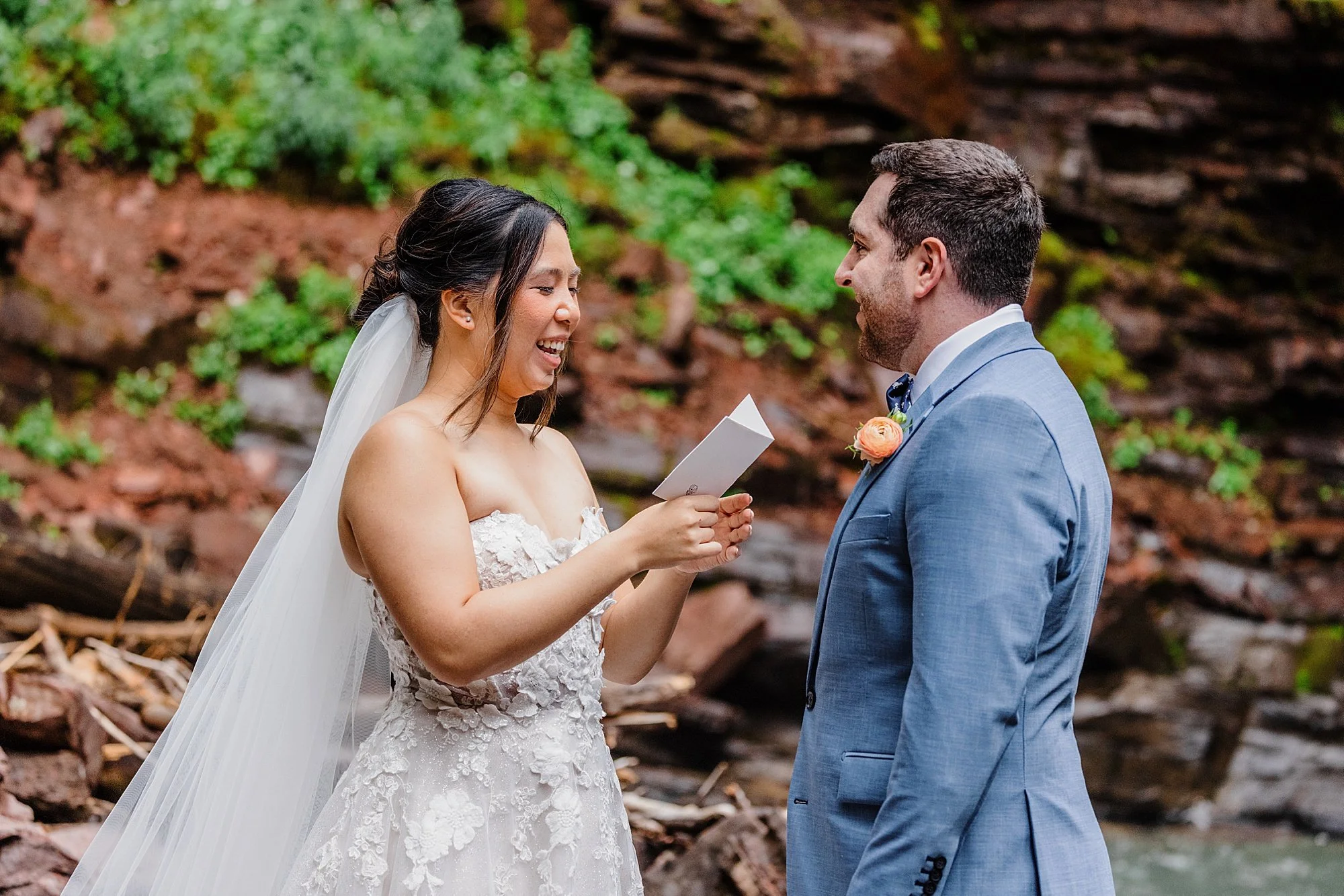 Summer-Waterfall-and-Off-Road-Elopement-in-Ouray-Colorado_0011.jpg