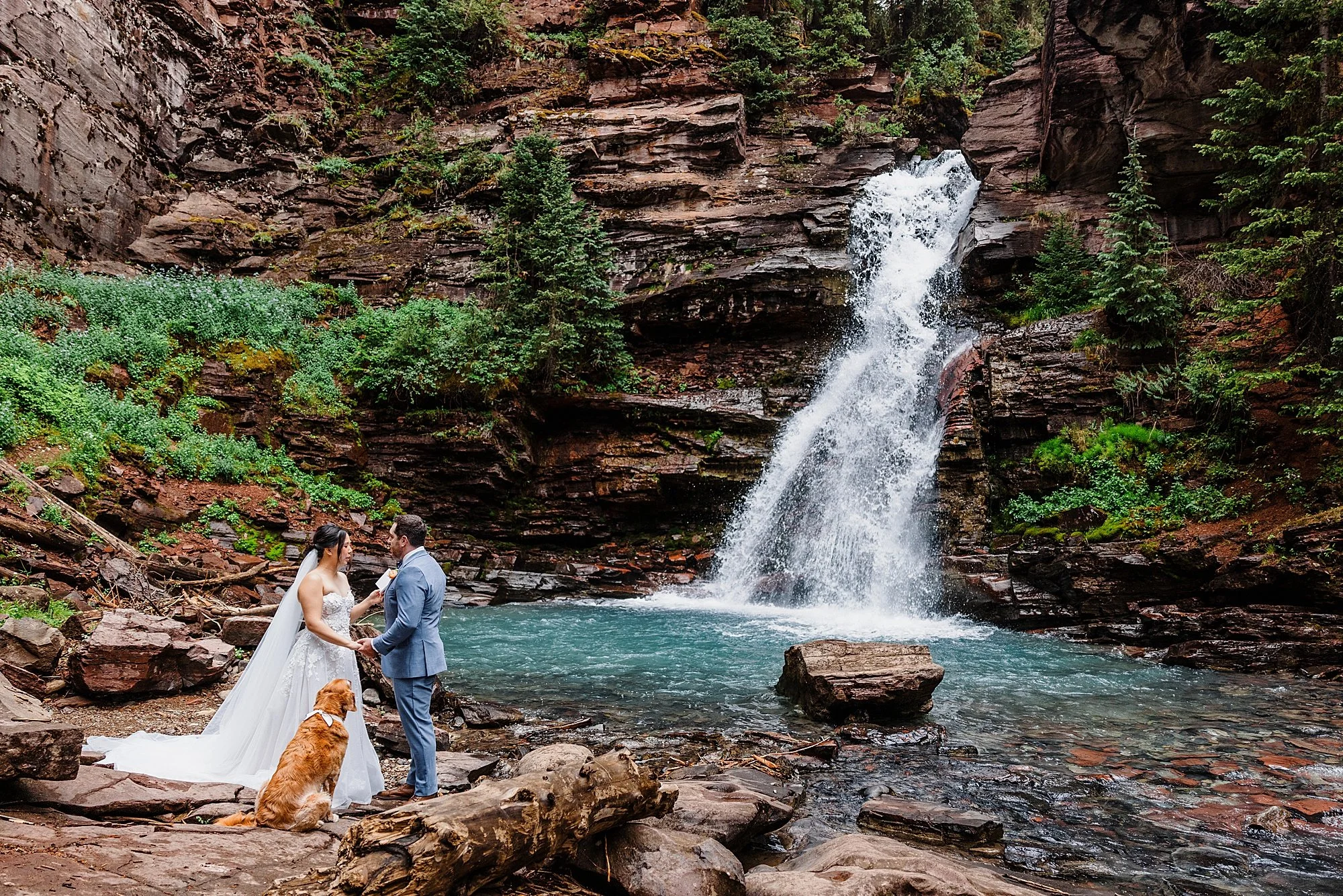 Summer-Waterfall-and-Off-Road-Elopement-in-Ouray-Colorado_0016.jpg