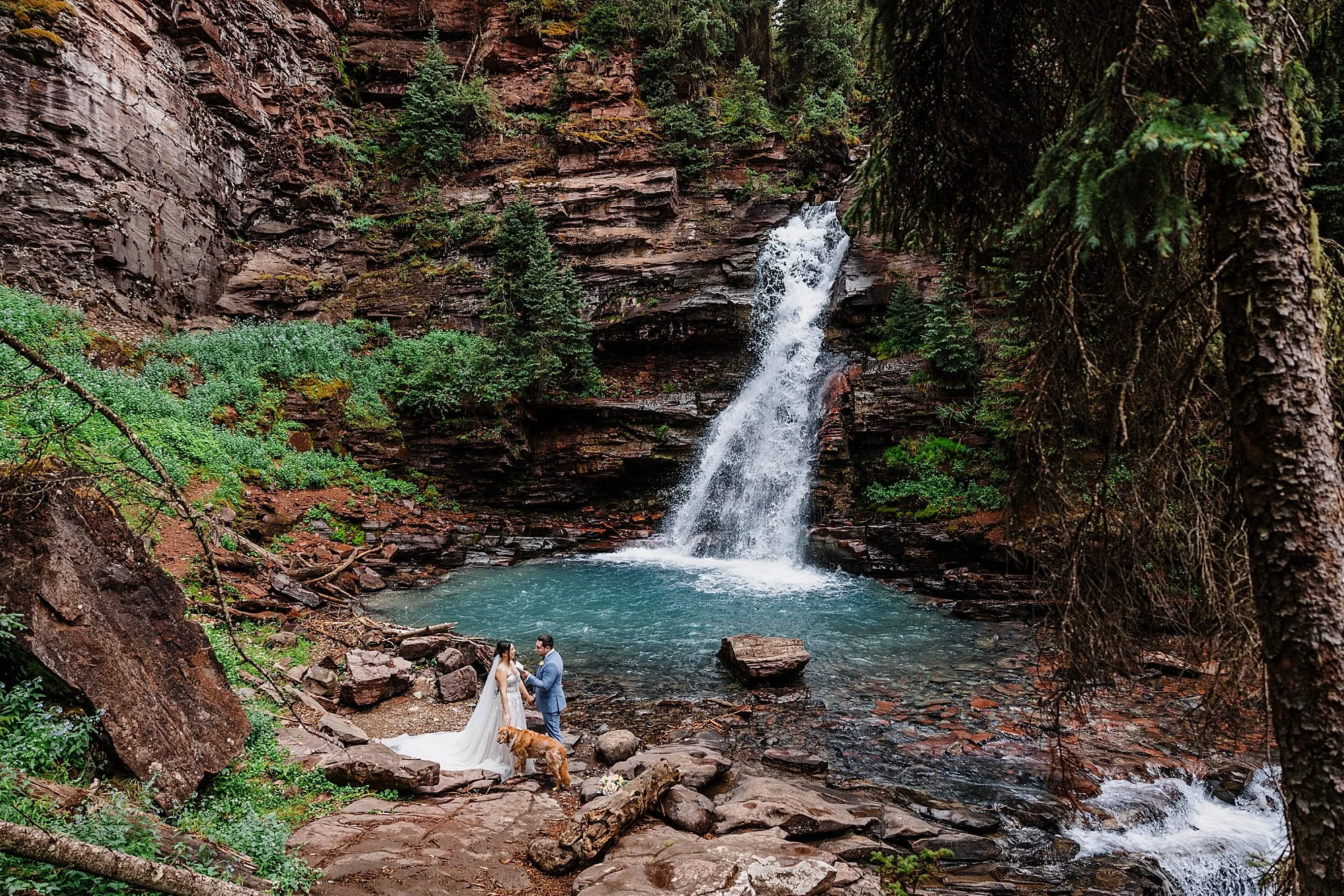 Summer-Waterfall-and-Off-Road-Elopement-in-Ouray-Colorado_0020.jpg
