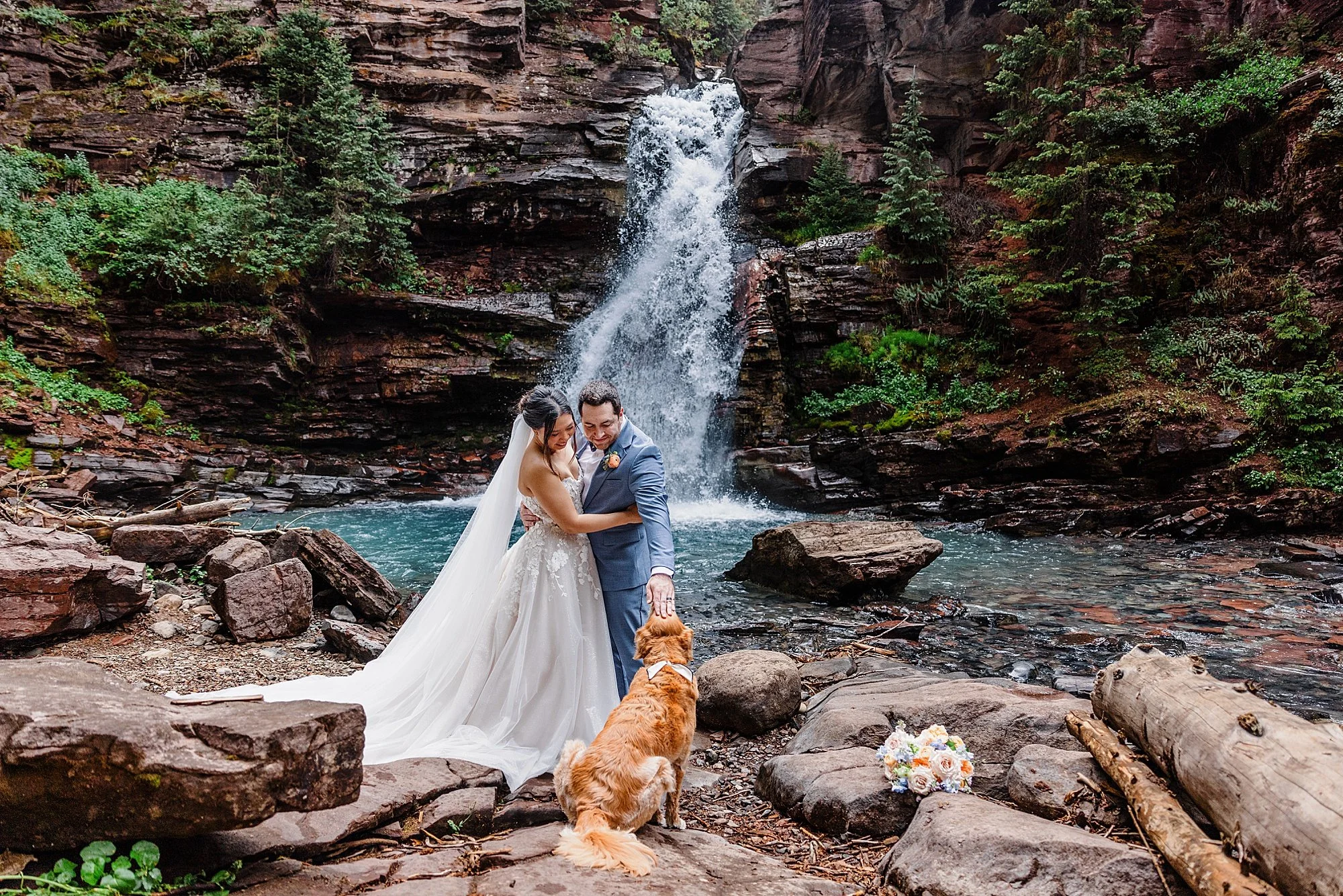 Summer-Waterfall-and-Off-Road-Elopement-in-Ouray-Colorado_0027.jpg
