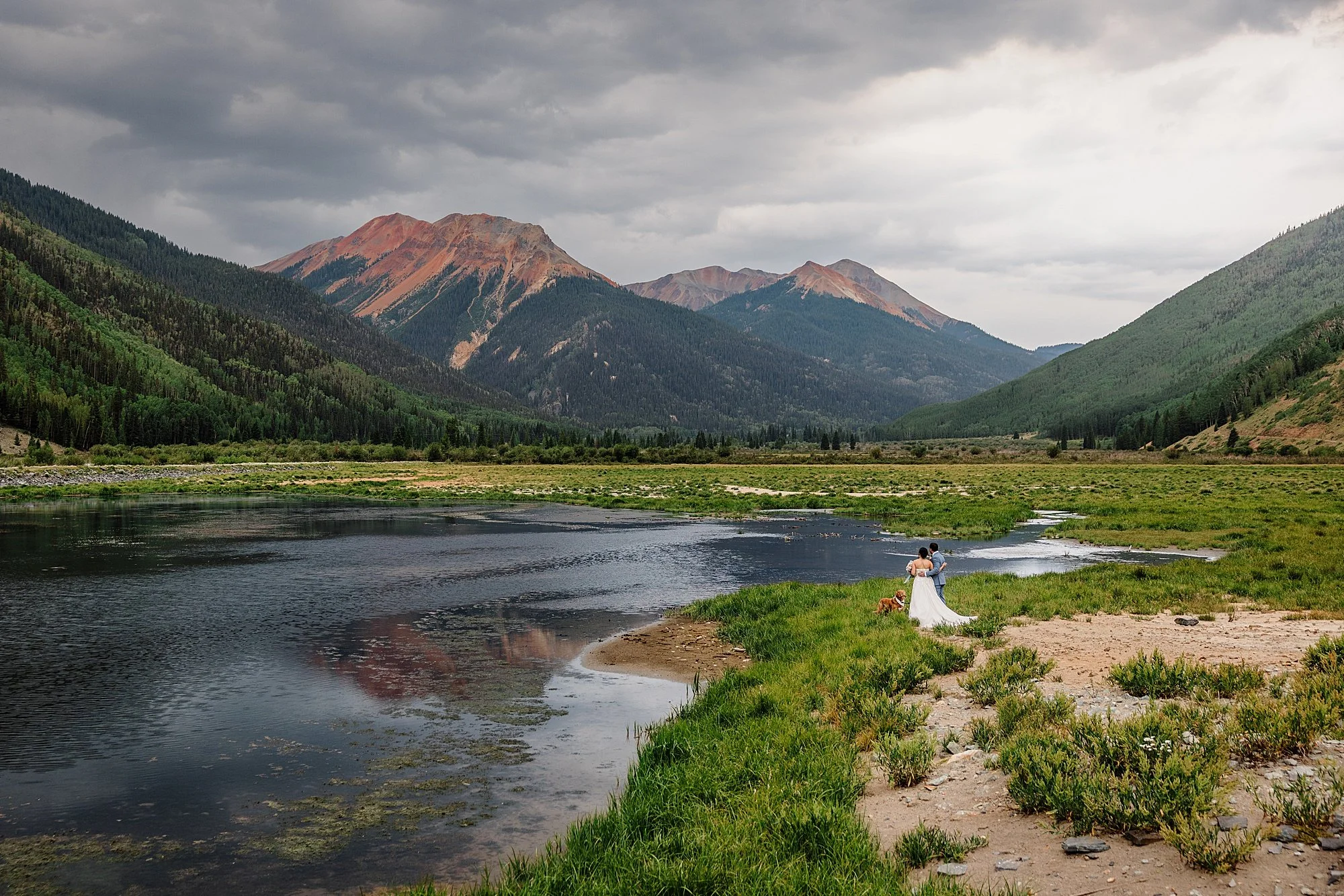 Summer-Waterfall-and-Off-Road-Elopement-in-Ouray-Colorado_0043.jpg