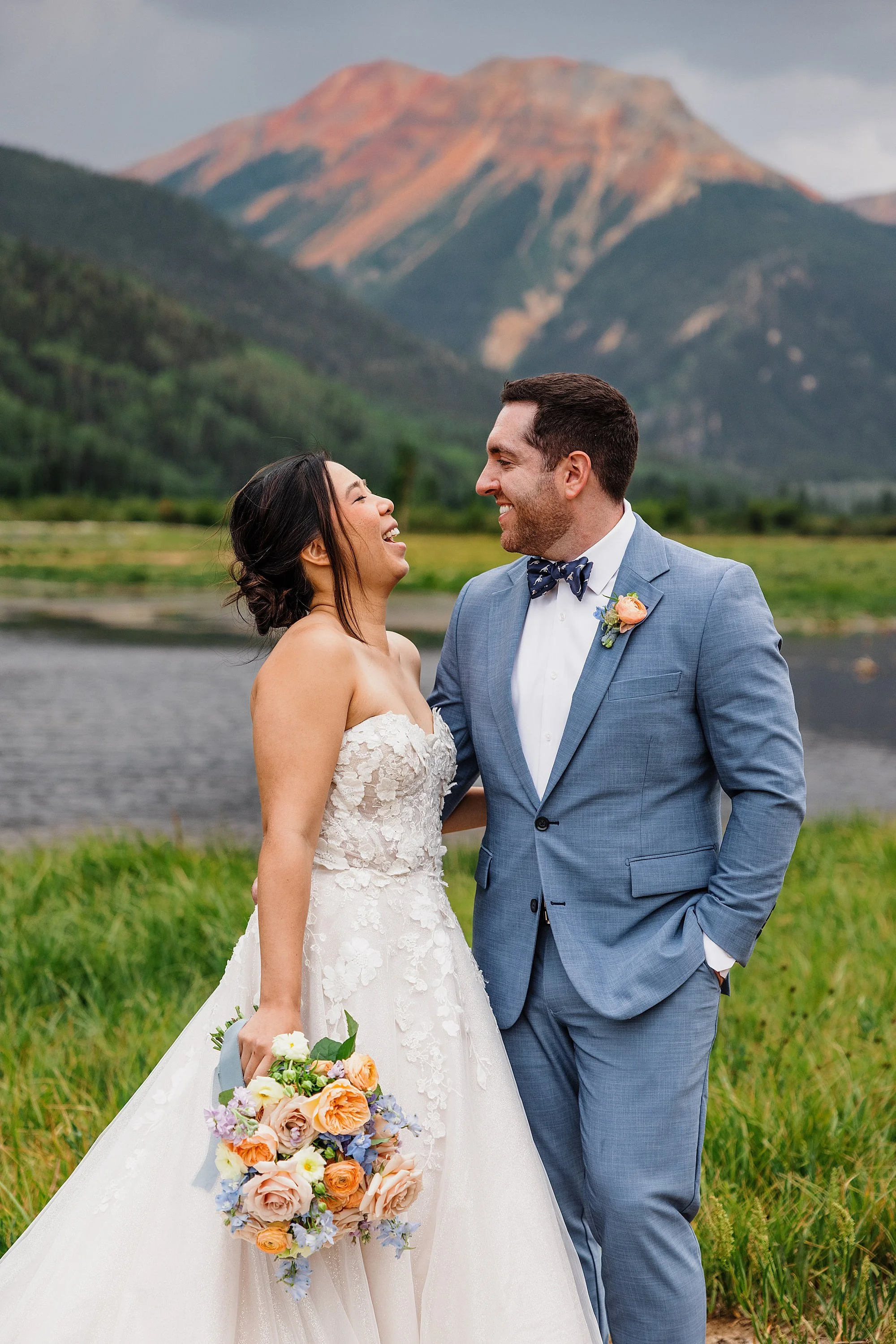 Summer-Waterfall-and-Off-Road-Elopement-in-Ouray-Colorado_0047.jpg